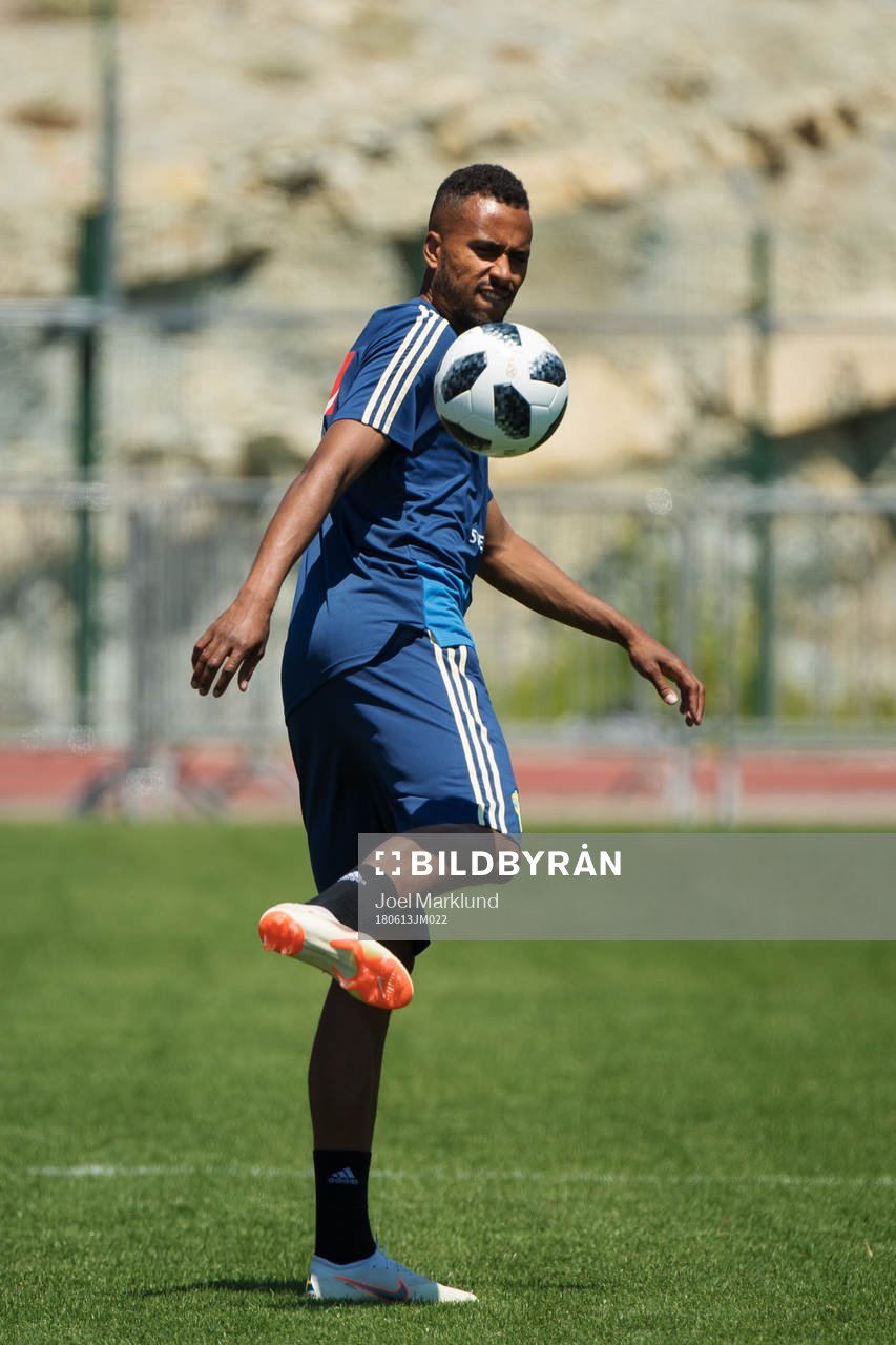 Isaac Kiese Thelin of the Swedish national football team at