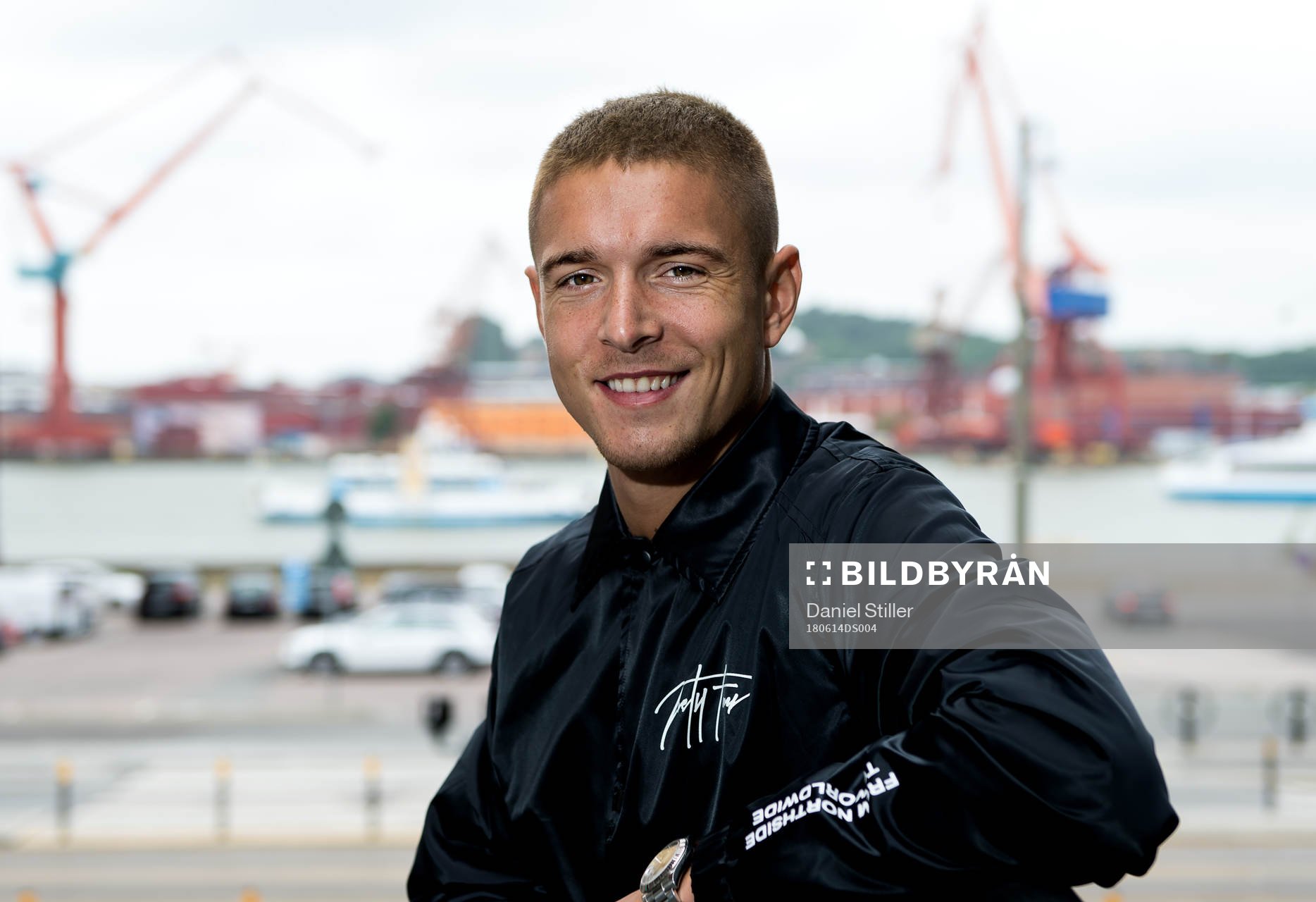 Fotbollsspelaren Kristoffer Peterson som spelar i Heracles Almelo i den holländska ligan poserar för ett porträtt den 14 juni 2018 i Göteborg.