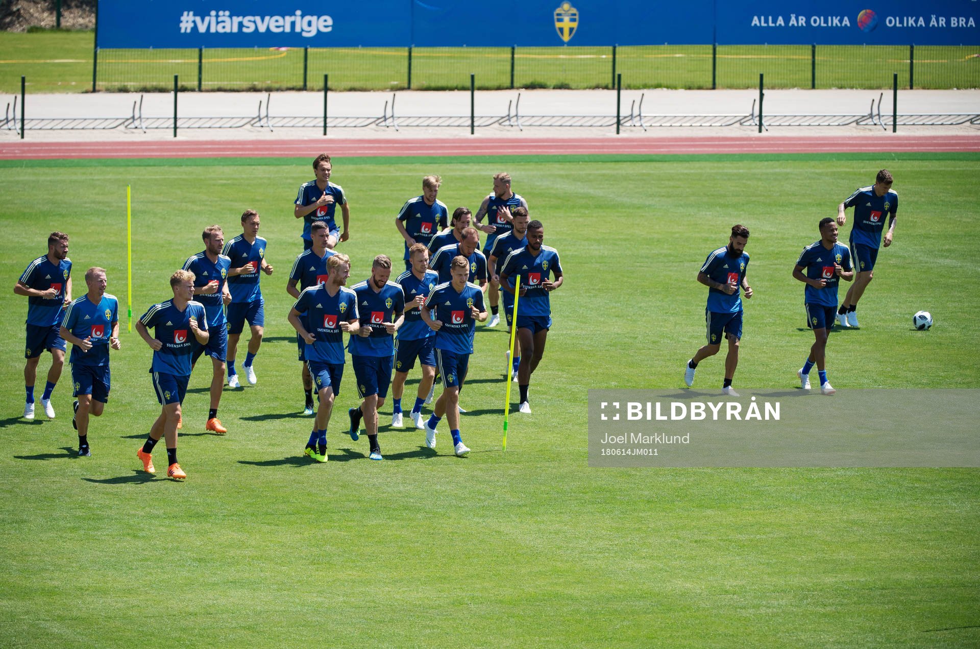 General view of the Swedish national football team warming