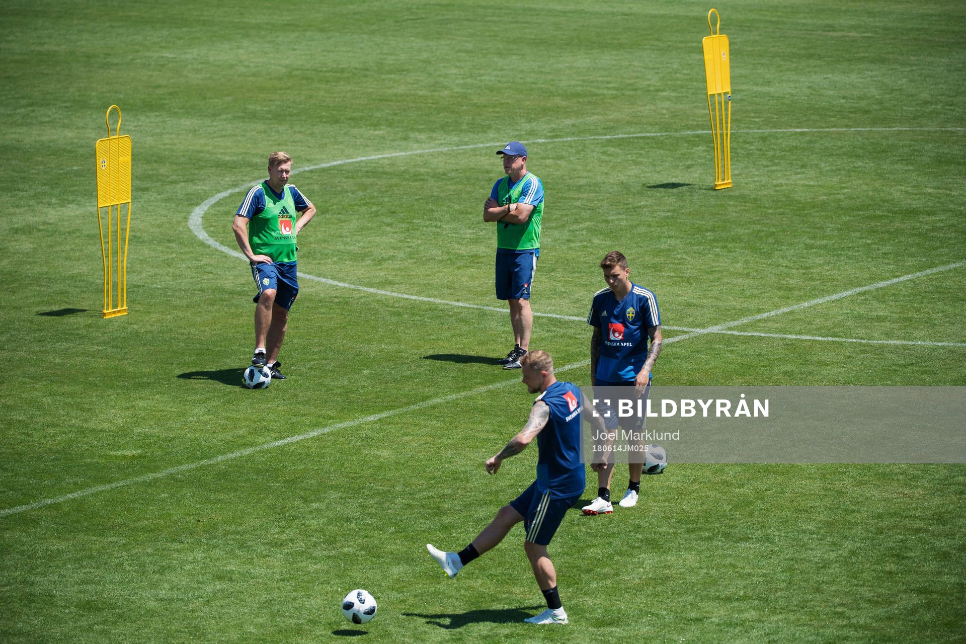 Assistant coach Peter Wettergren, head coach Janne