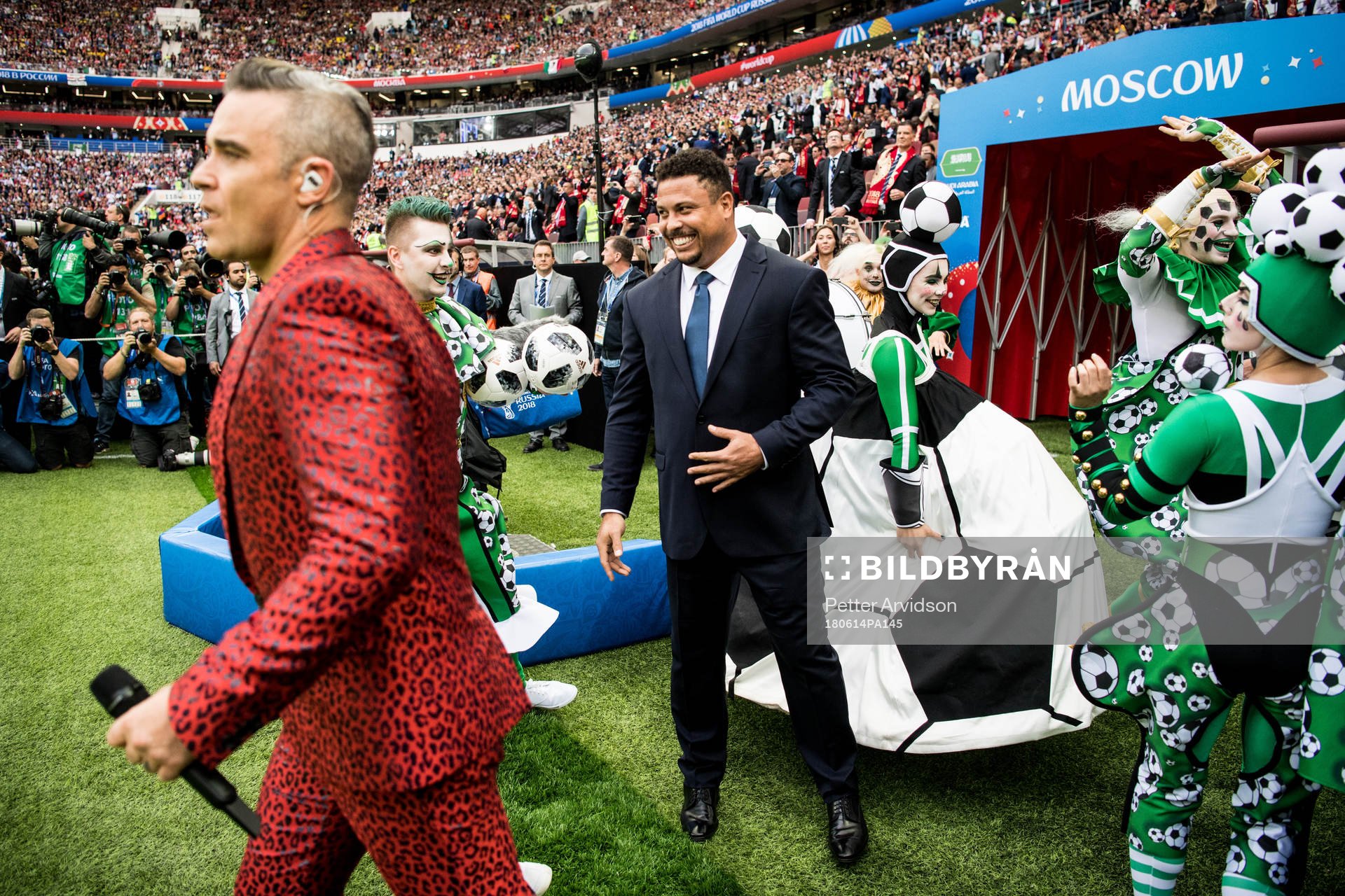 Robbie Williams and Ronaldo