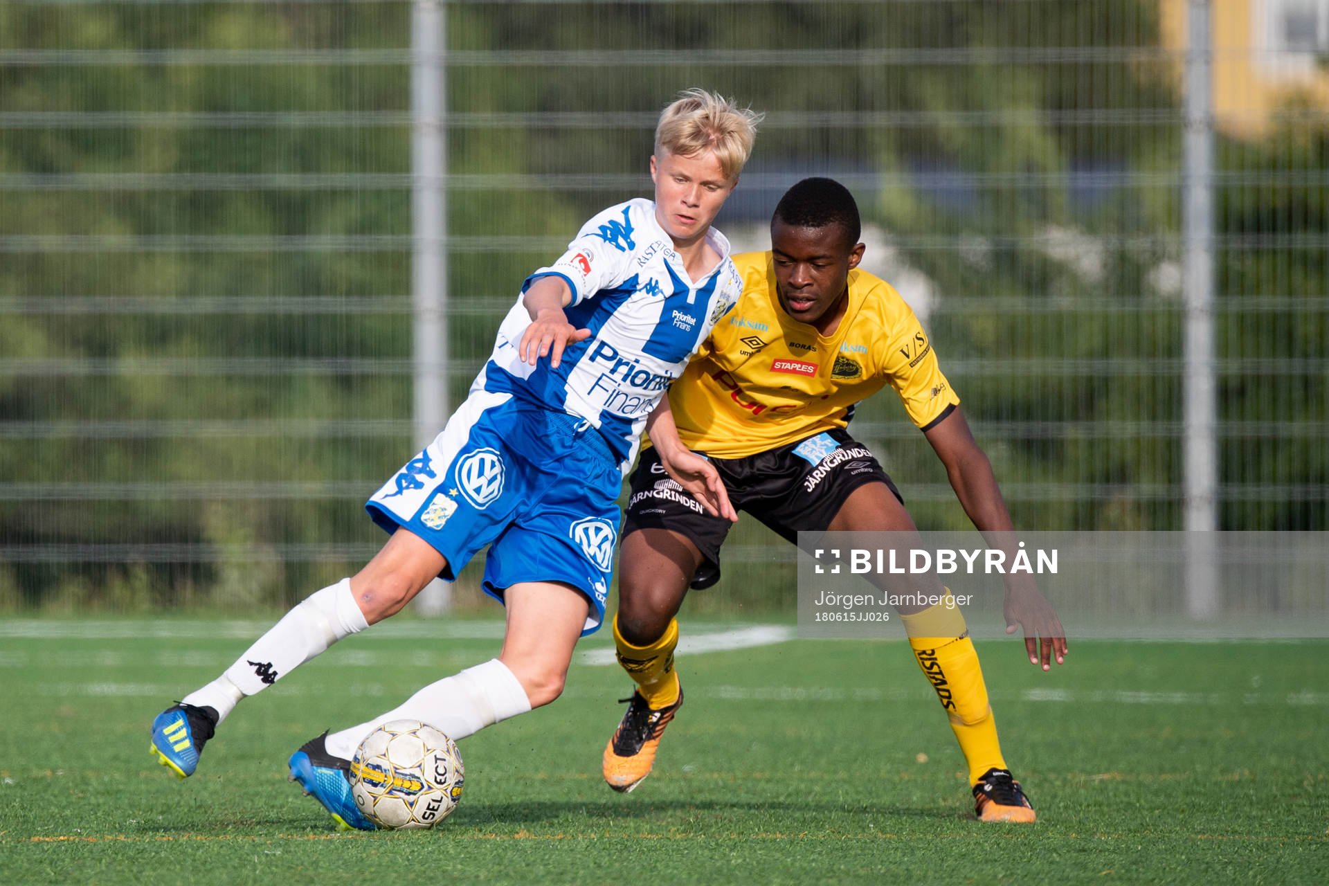IFK Göteborgs Marcus Larsson och Elfsborgs Ornel Makindu