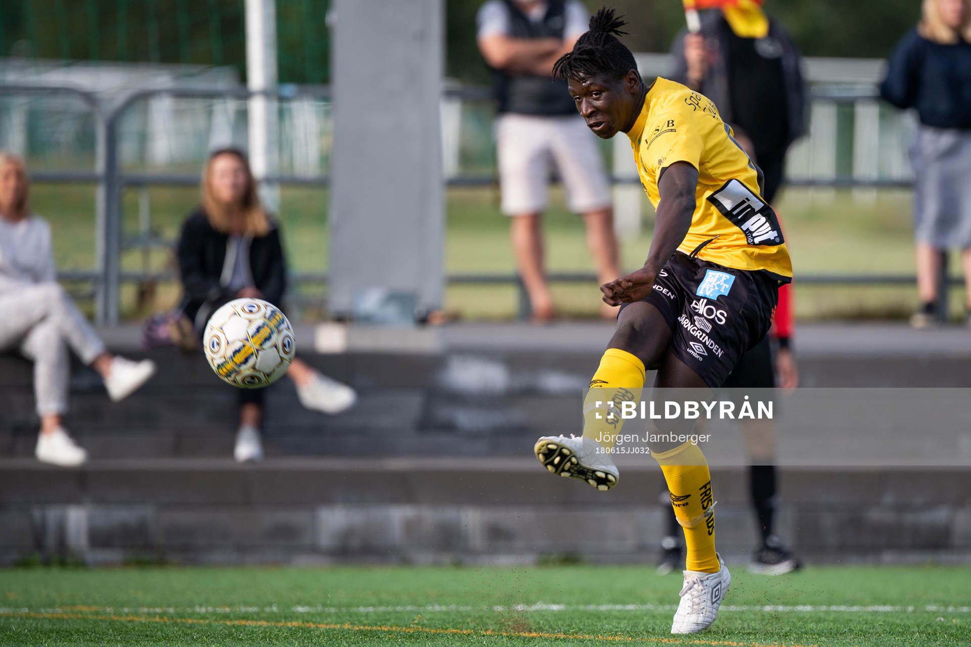 Elfsborgs Musa M'Benga under fotbollsmatchen i U17 Allsvenskan mellan IFK Göteborg och Elfsborg den 15 juni 2018 i Göteborg.