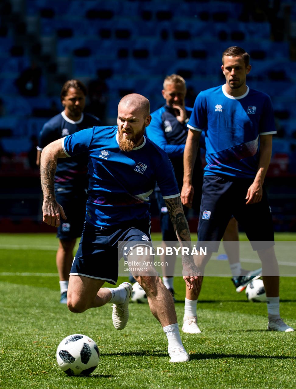 Aron Gunnarsson of Iceland