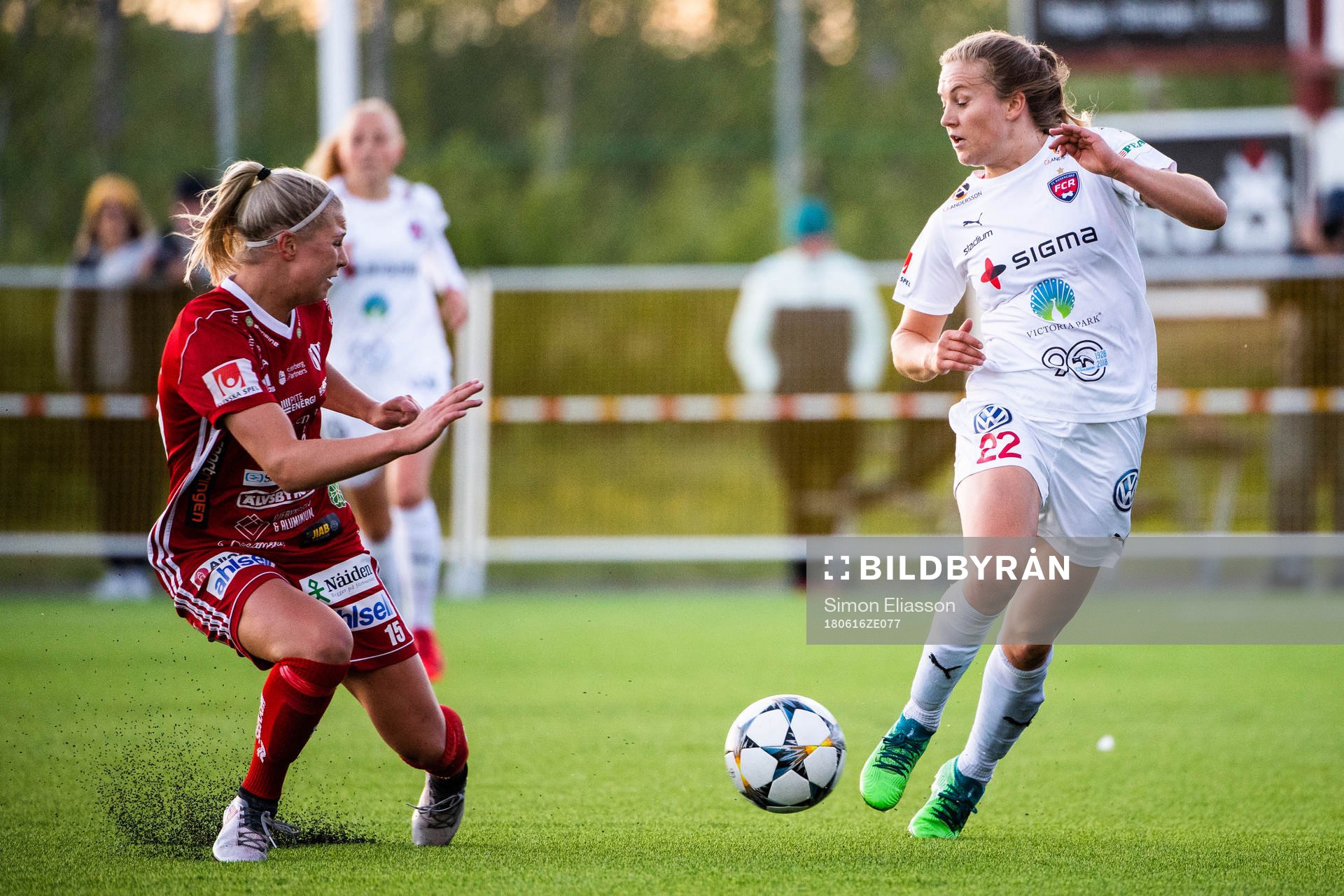 Piteås Ellen Löfqvist och Rosengårds Fiona Brown