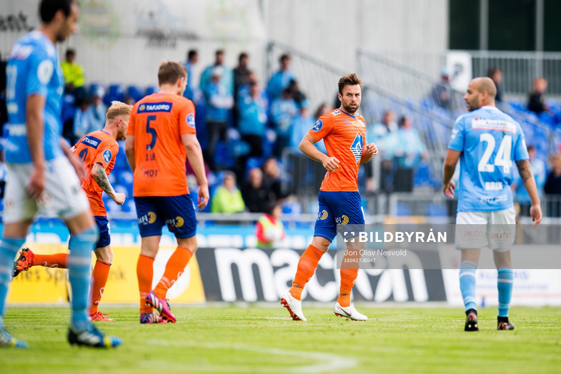 Kaj Ramsteijn of Aalesund celebrates the 1-1 goal