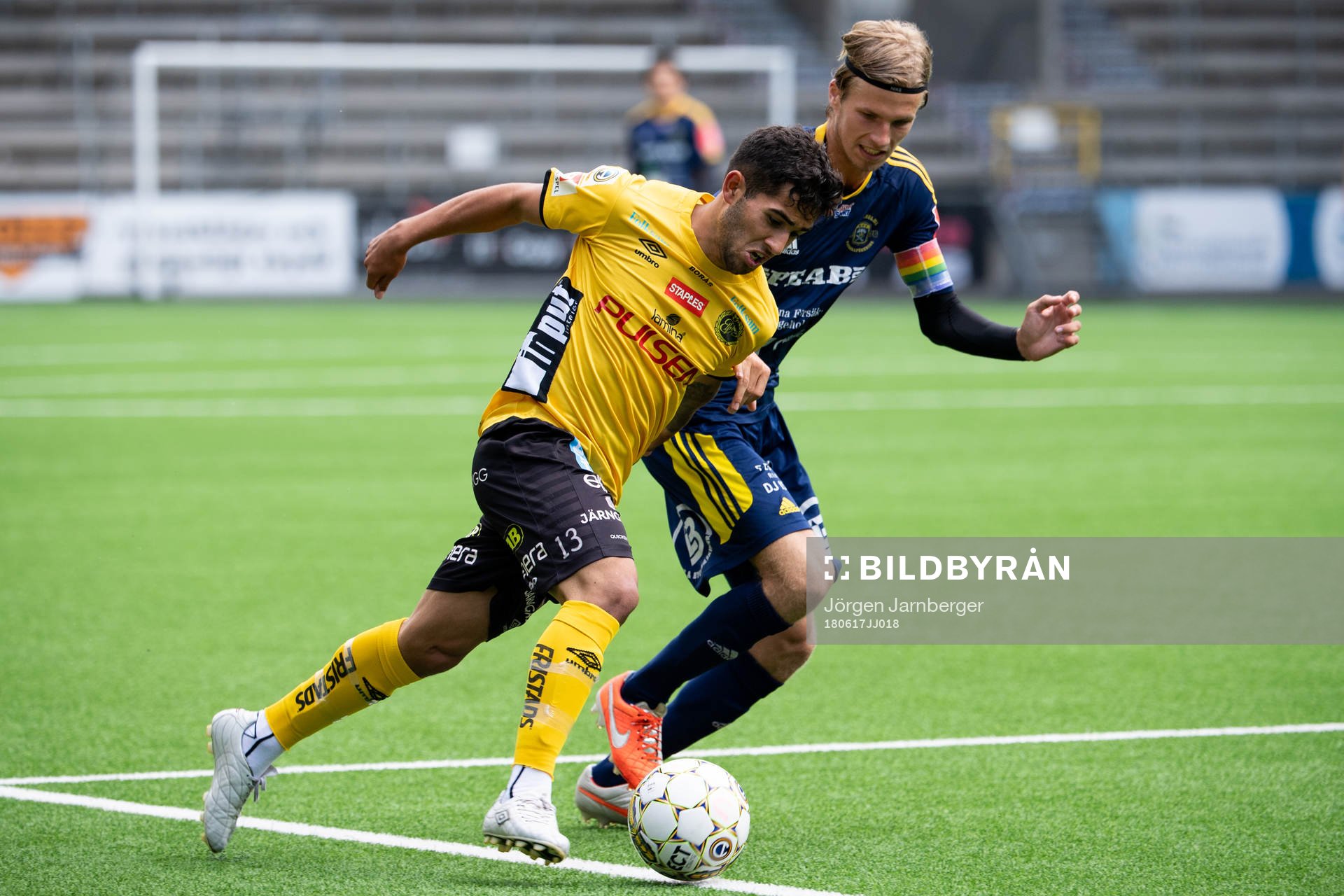 Elfsborgs Eduart Iljazi och Ängelholms Gustav Andersson