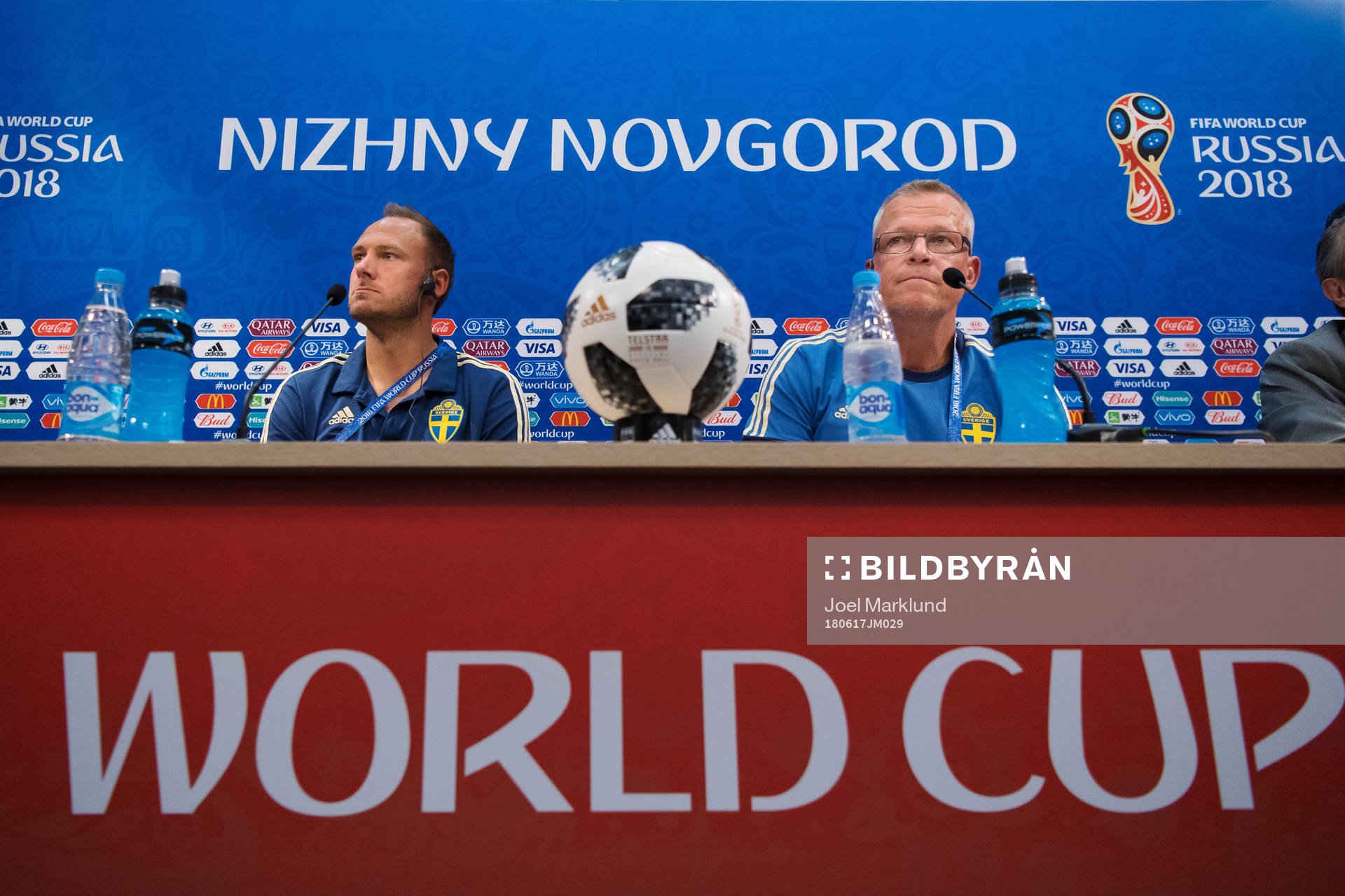 Andreas Granqvist and head coach Janne Andersson of the