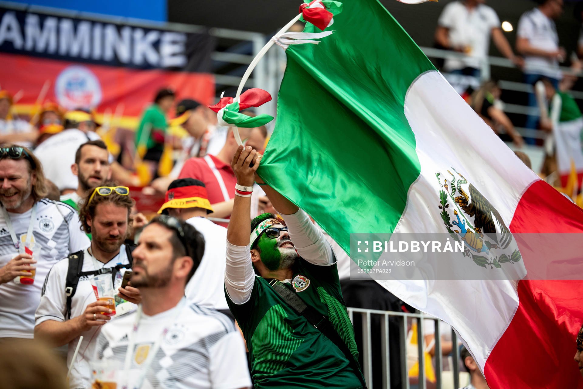 Fans of Mexico