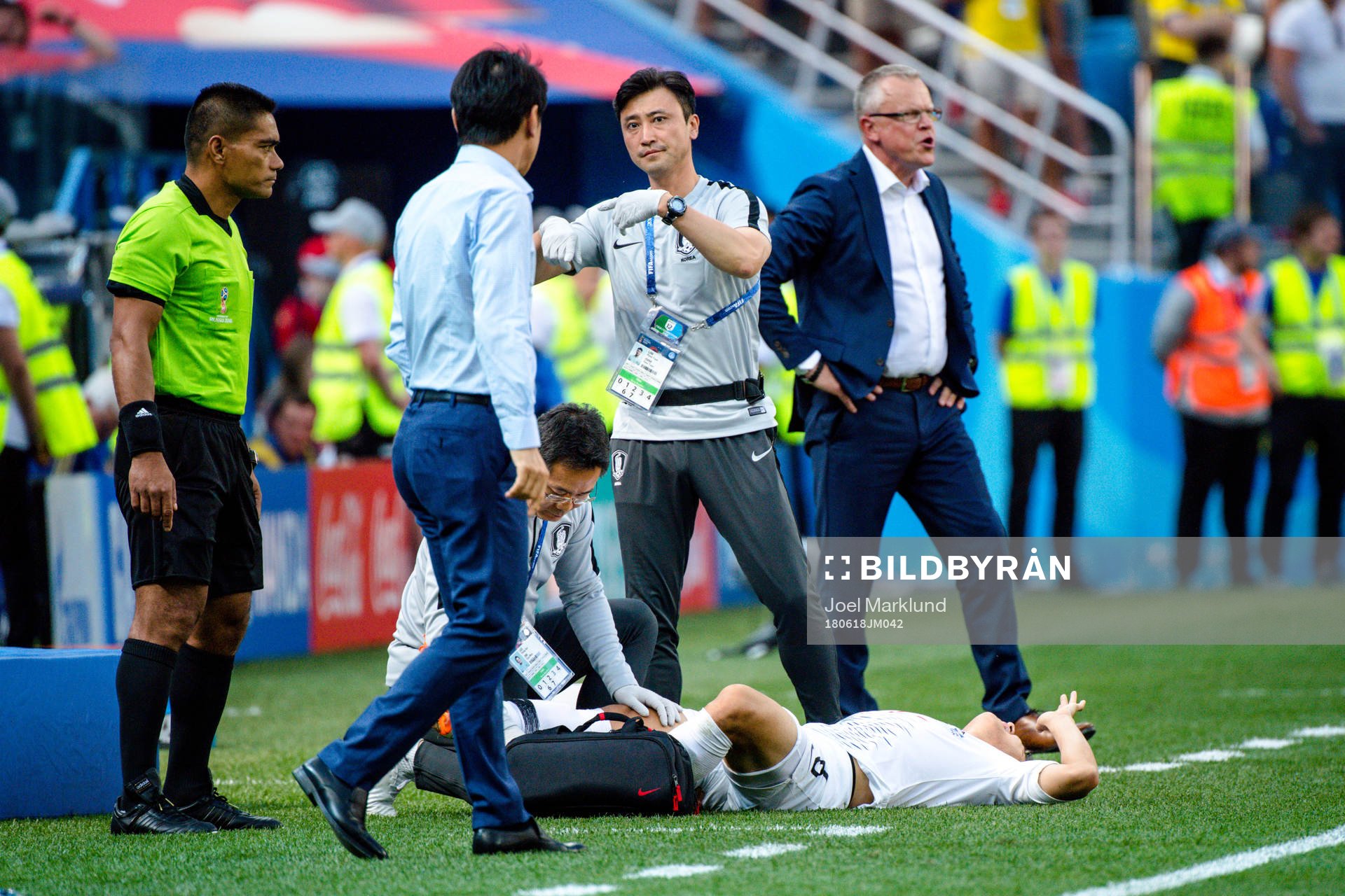 Jooho Park of South Korea with a injury