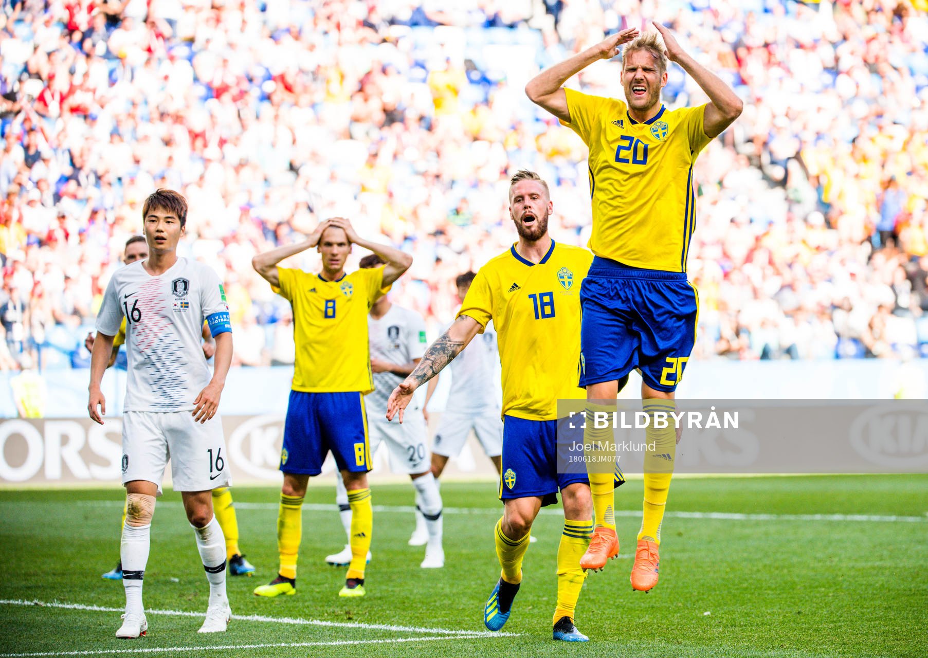 Albin Ekdal, Pontus Jansson and Ola Toivonen of Sweden