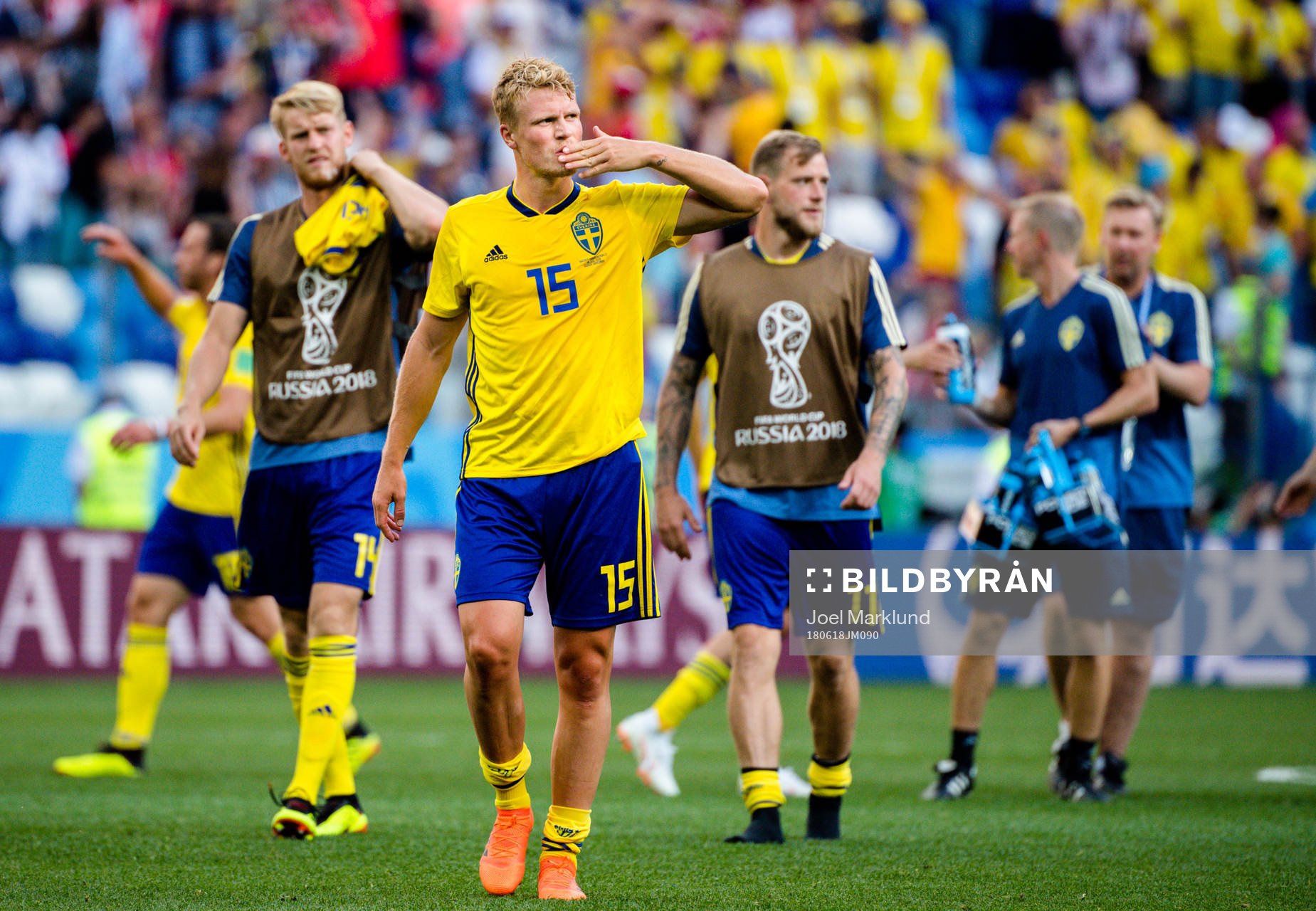 Oscar Hiljemark of Sweden goalkeeper Robin Olsen of Sweden celebrates after the FIFA World Cup group stage match between Sweden and South Korea on June 18, 2018 in Nizhny Novgorod.
