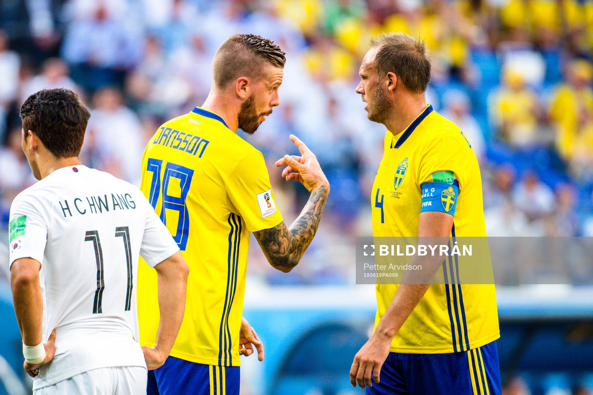 Pontus Jansson and Andreas Granqvist of Sweden