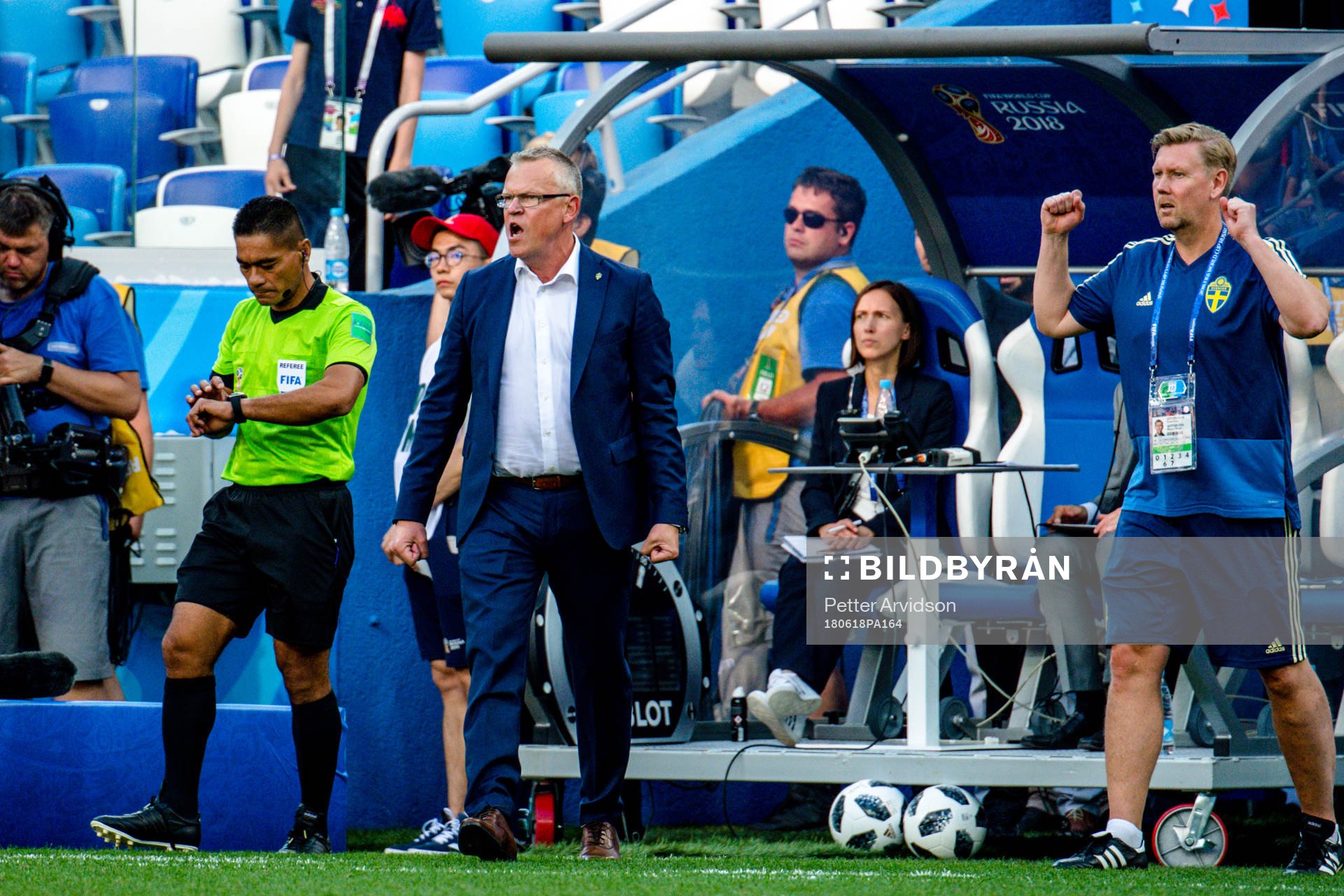 head coach Janne Andersson and assistant coach Peter