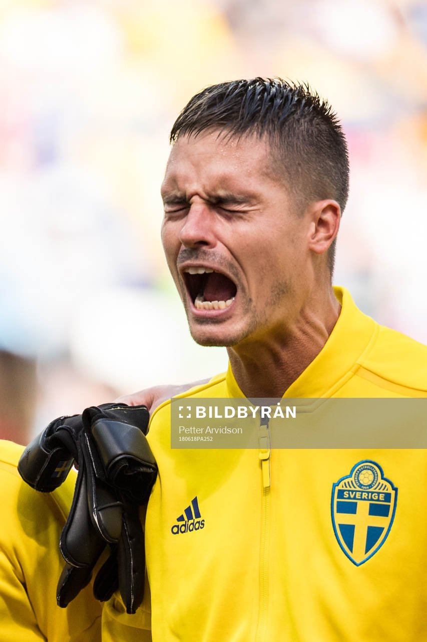 Mikael Lustig of Sweden prior the FIFA World Cup group