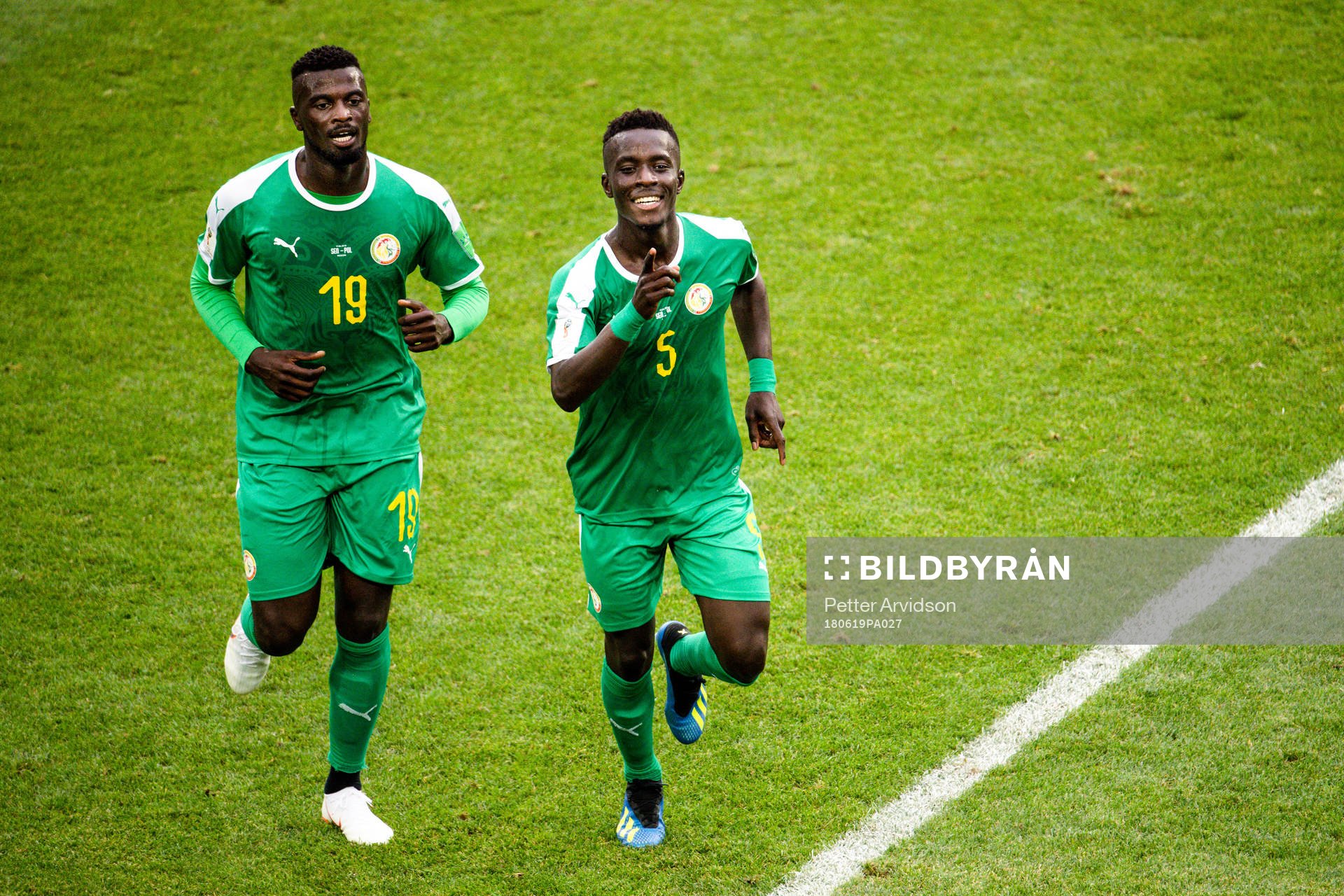 Idrissa Gana Gueye of Senegal celebrates the 0-1 goal during the FIFA World Cup group stage match between Poland and Senegal on June 19, 2018 in Moscow.