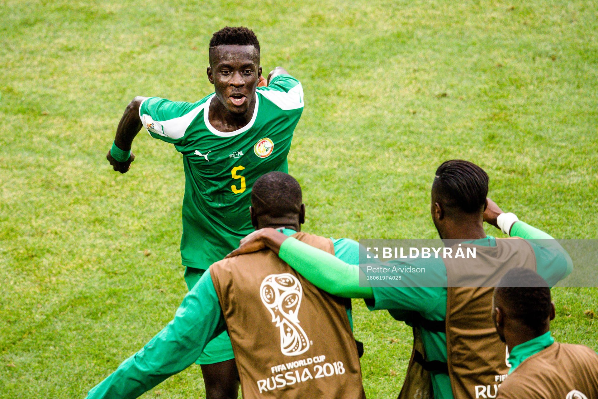 Idrissa Gana Gueye of Senegal celebrates the 0-1 goal