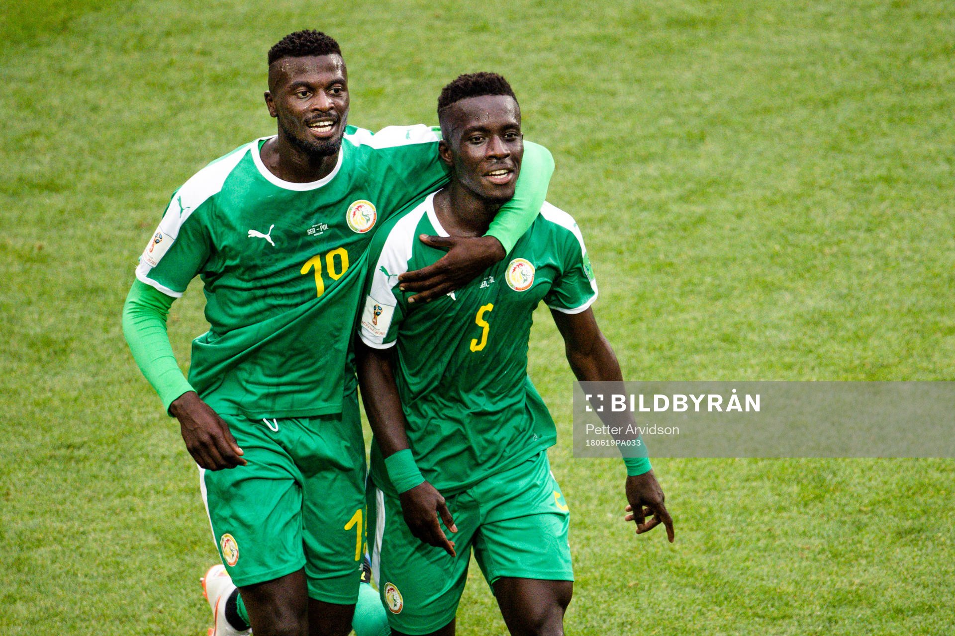 Idrissa Gana Gueye of Senegal celebrates the 0-1 goal