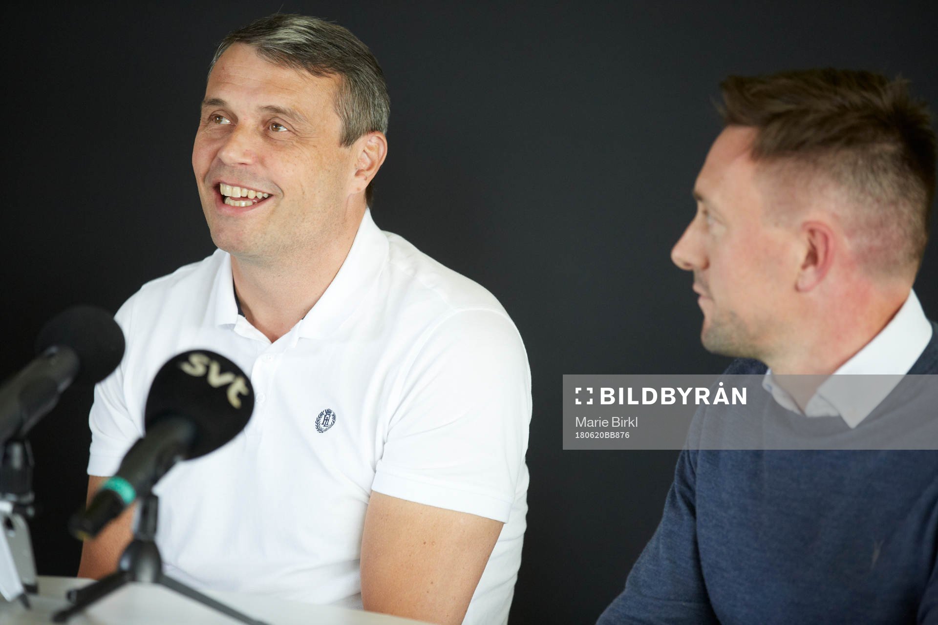 Östersunds ordförande Daniel Kindberg och Ian Burchnall, tränare under en presskonferens den 20 juni 2018 i Östersund.