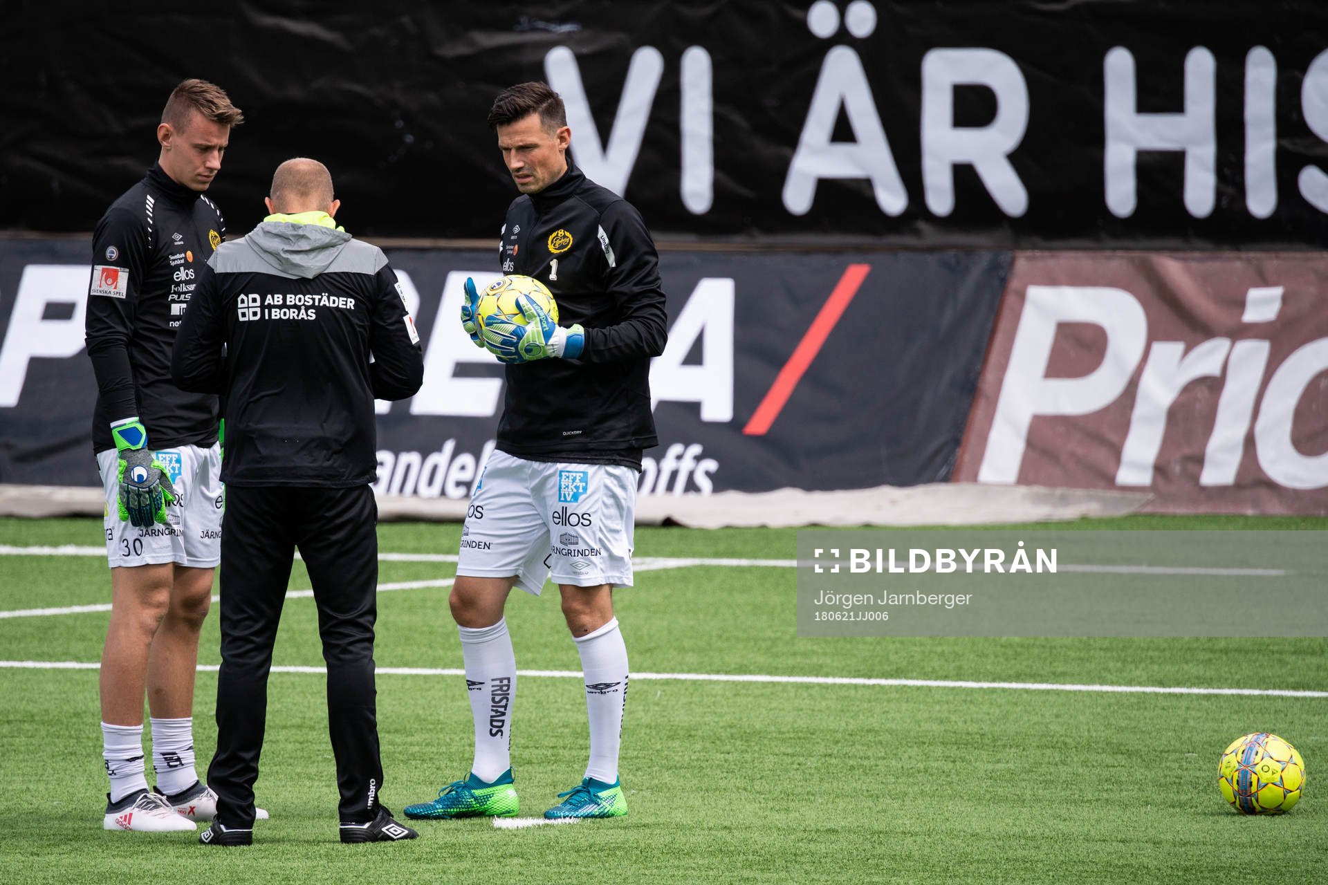 Elfsborgs målvakt Kevin Stuhr Ellegaard och målvakt David