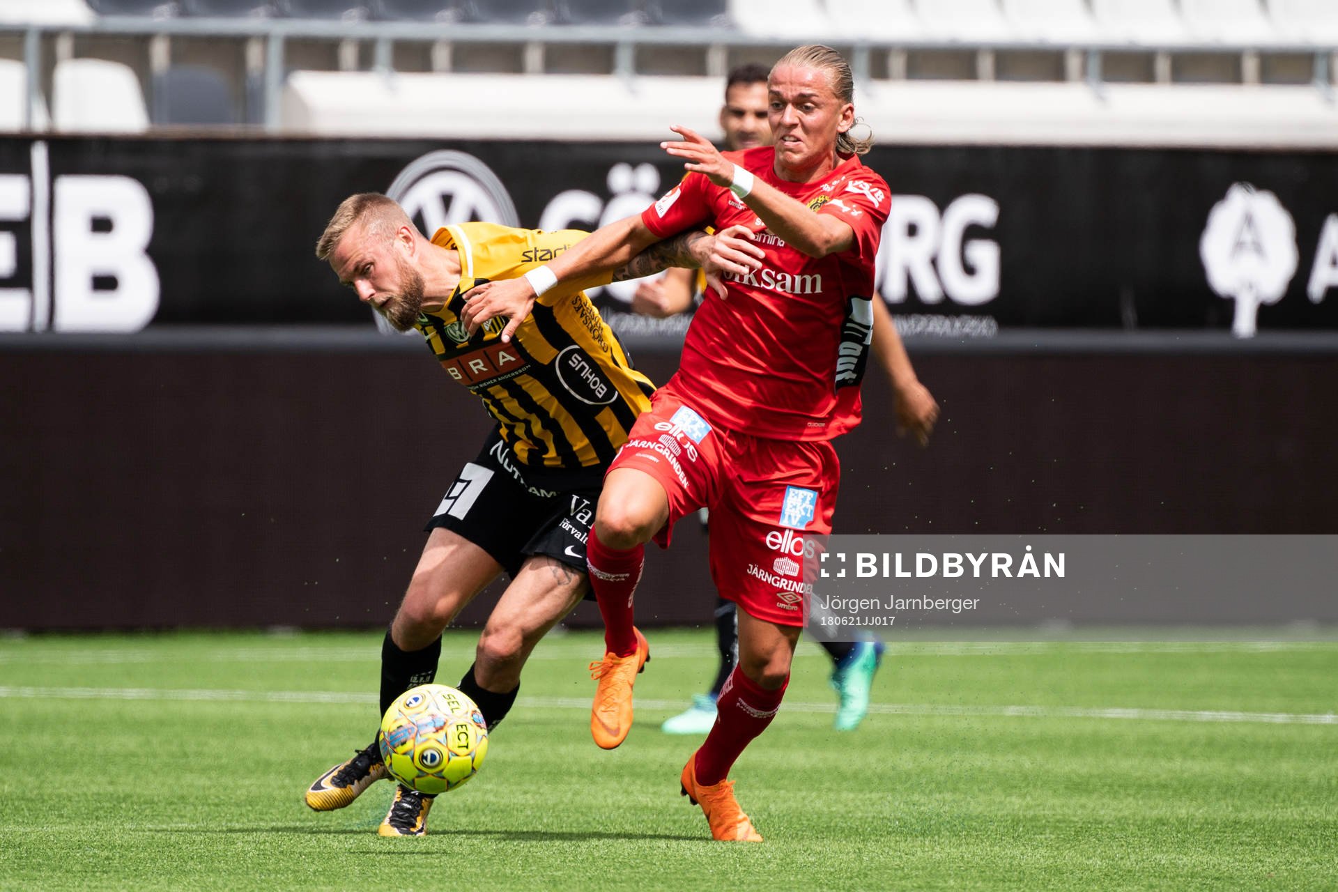 Elfsborgs Jesper Karlsson och Häckens Alexander Faltsetas