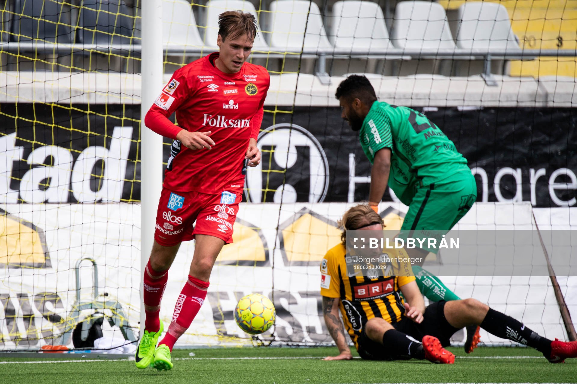 Elfsborgs Viktor Prodell gör 1-2 och Häckens Emil