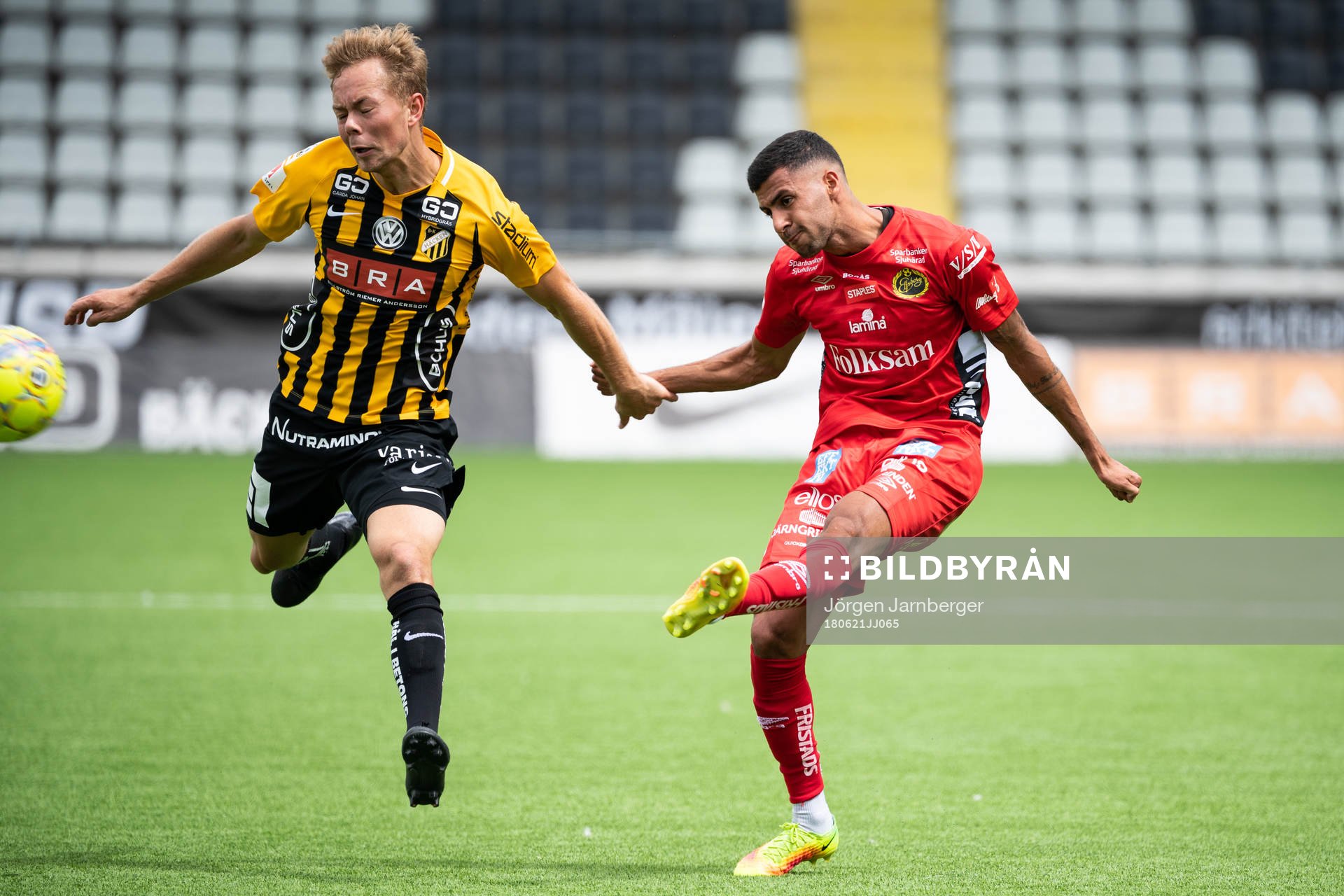 Elfsborgs Rami Kaib och Häckens Adam Andersson