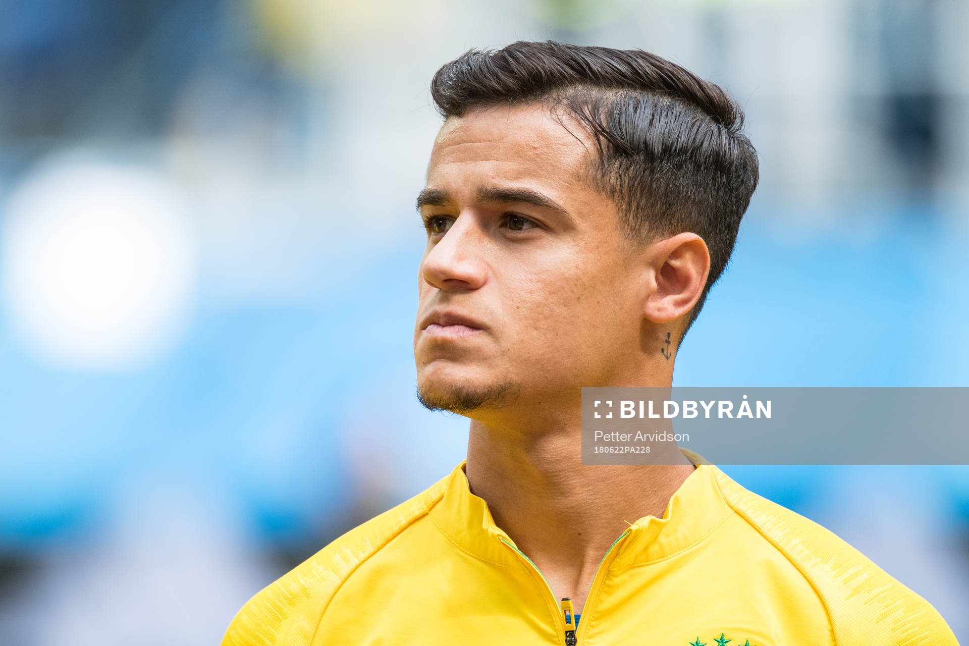 Philippe Coutinho of Brazil prior the FIFA World Cup group