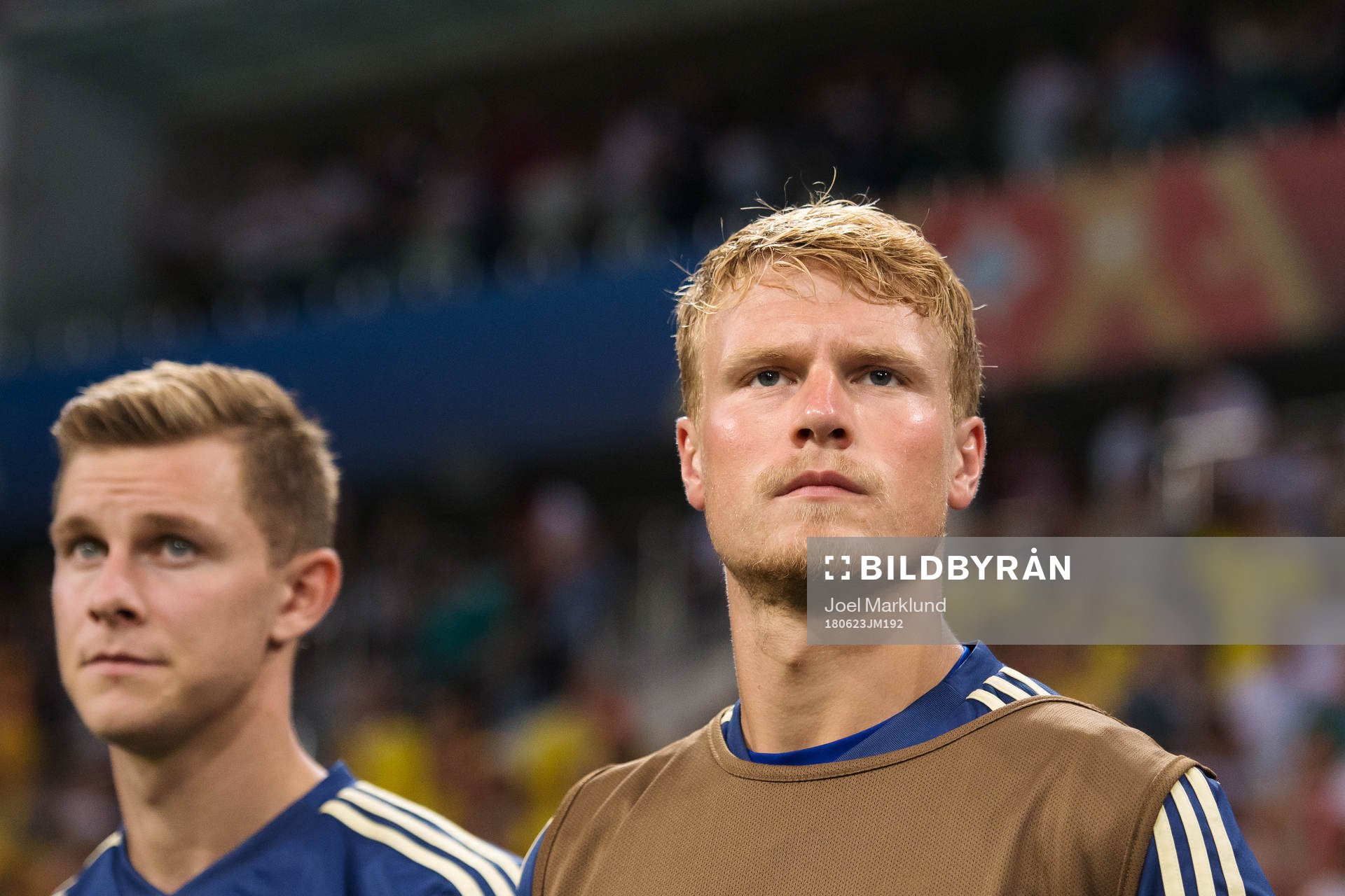 Emil Krafth and Oscar Hiljemark of Sweden