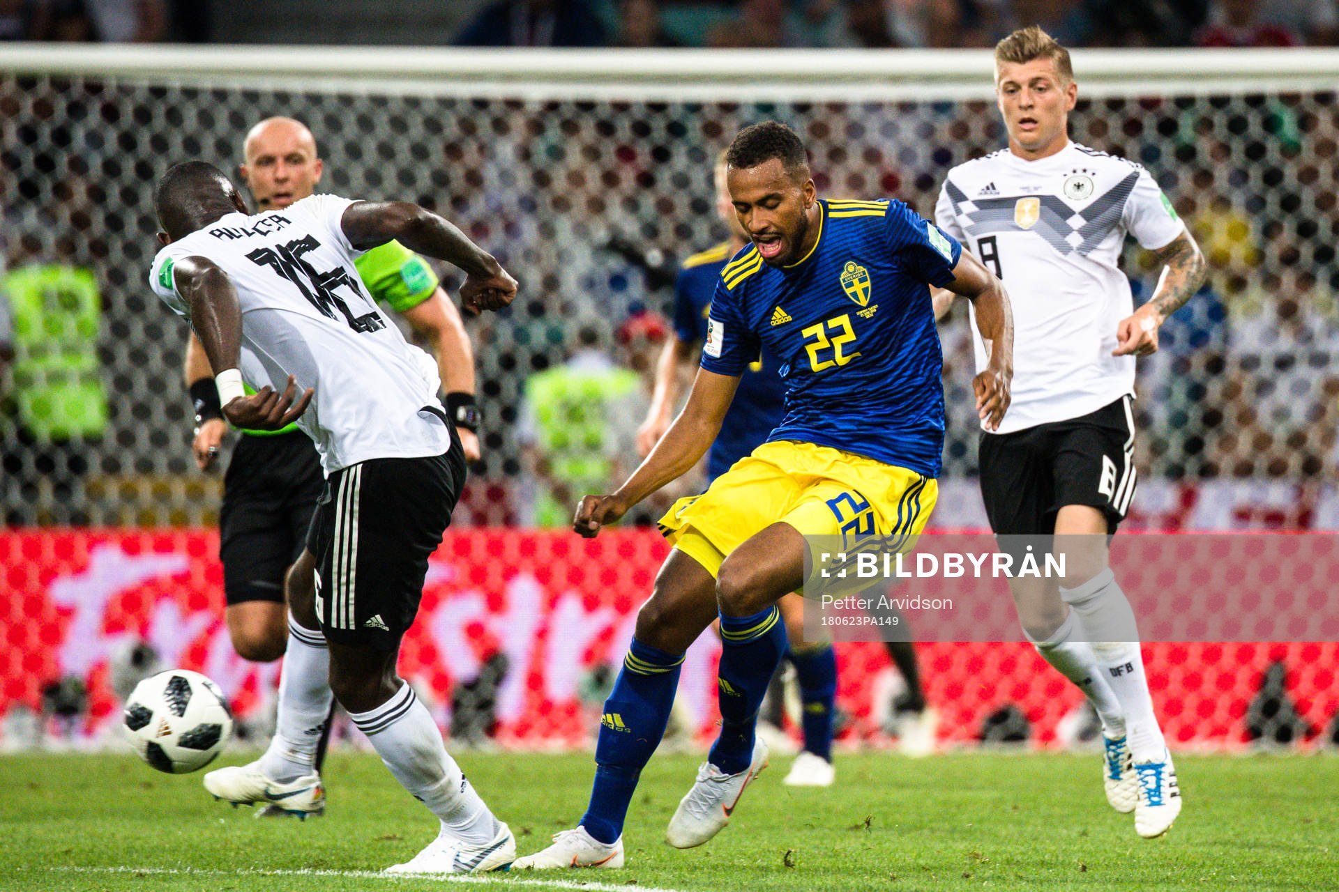Isaac Kiese Thelin of Sweden