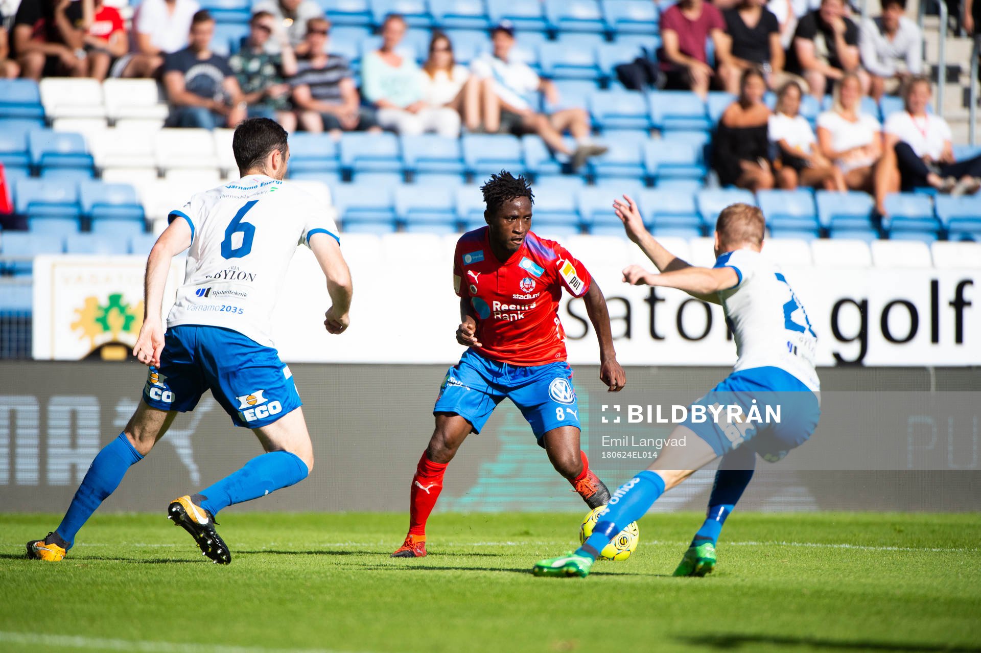 Värnamos Tyler Lissette, Helsingborgs Mamudu Moro och