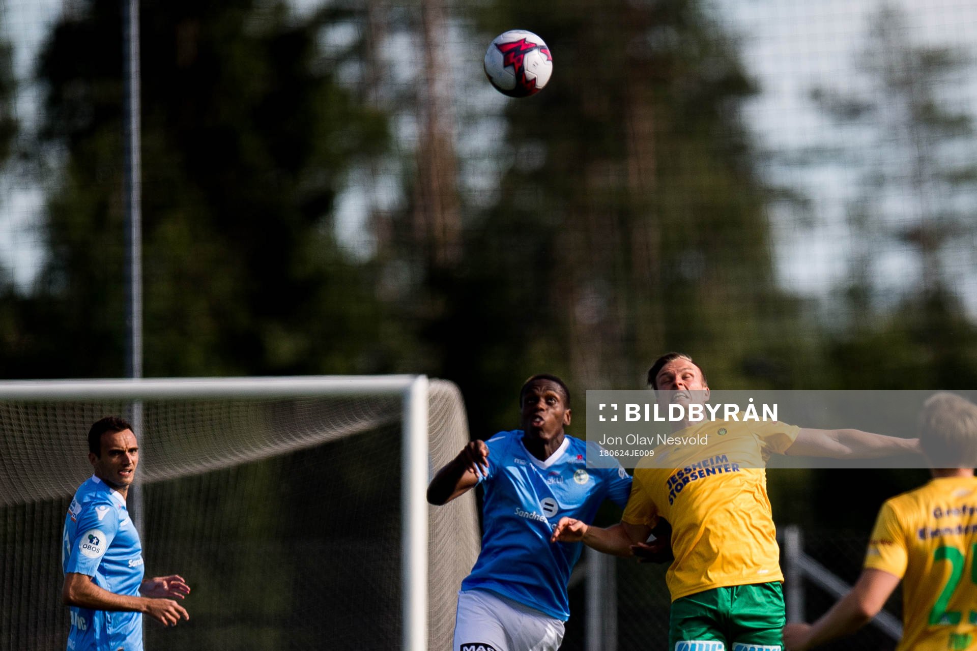 Akinsola Akinyemi of Sandnes Ulf and Ole Andreas Nesset of