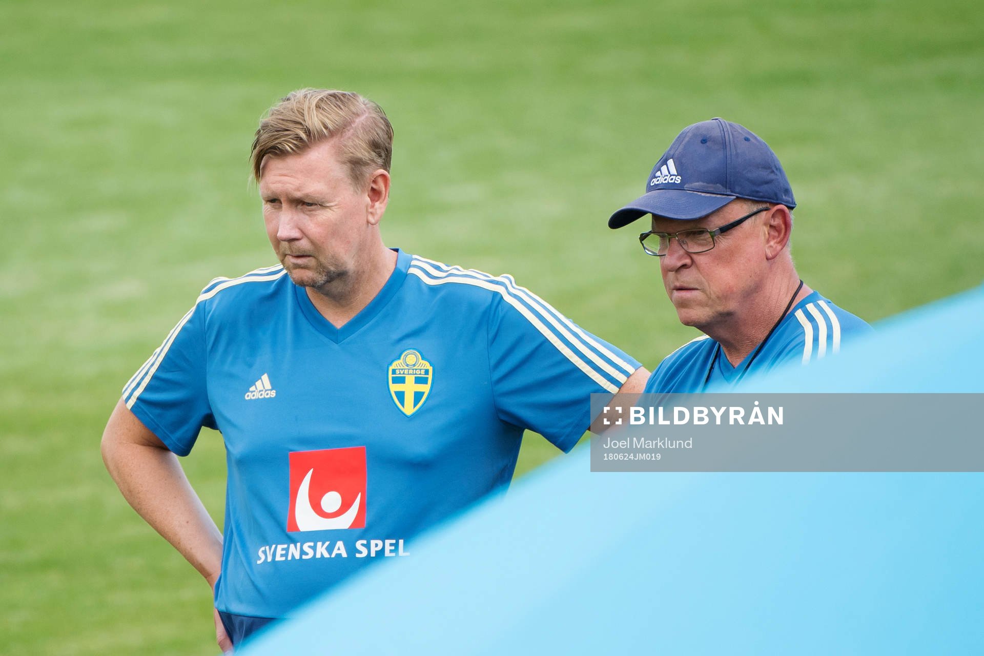 Assistant coach Peter Wettergren and head coach Janne