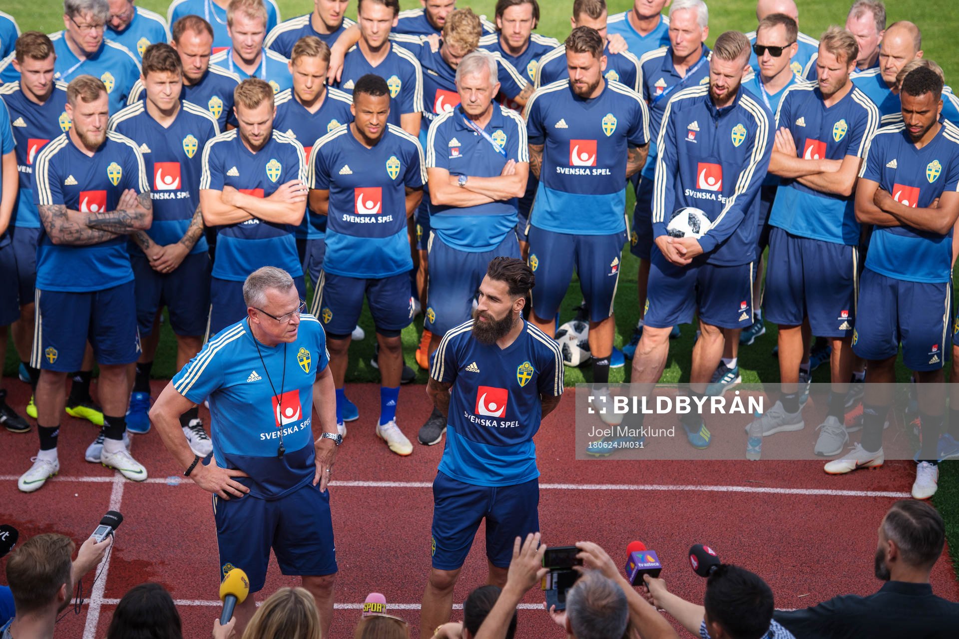 Players and coaching staff of the Swedish national football