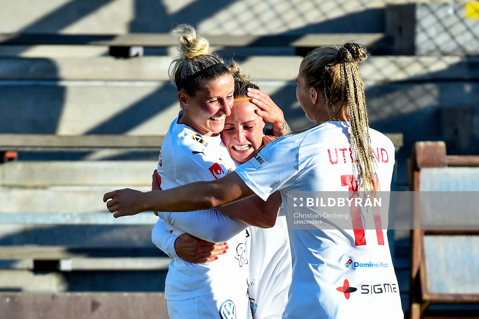 Rosengårds Anja Mittag jublar med lagkamrater