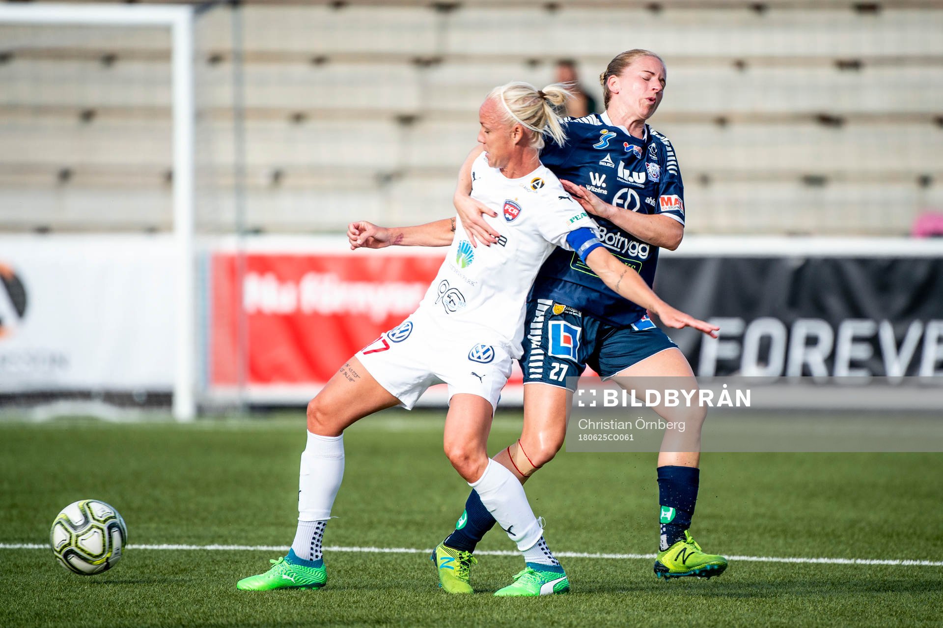 Rosengårds Caroline Seger mot Linköpings Natasha Dowie