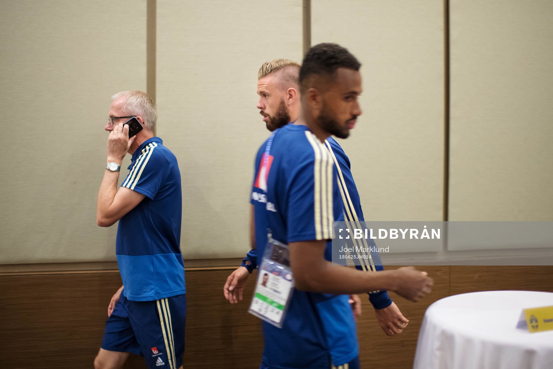 Pontus Jansson and Isaac Kiese Thelin of the Swedish