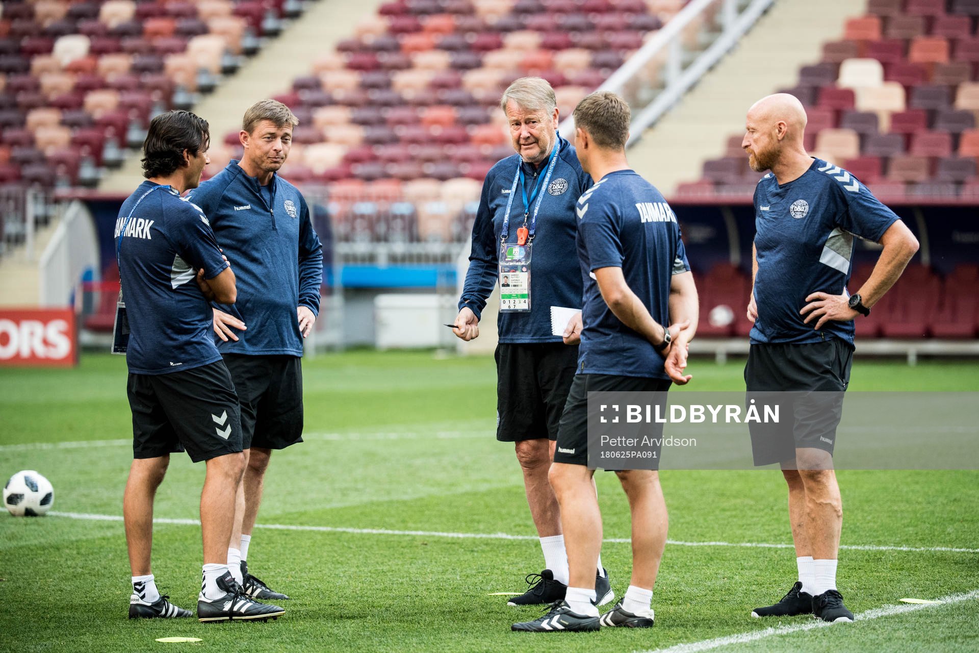 Förbundskapten Åge Hareide of Denmark talks to his staff