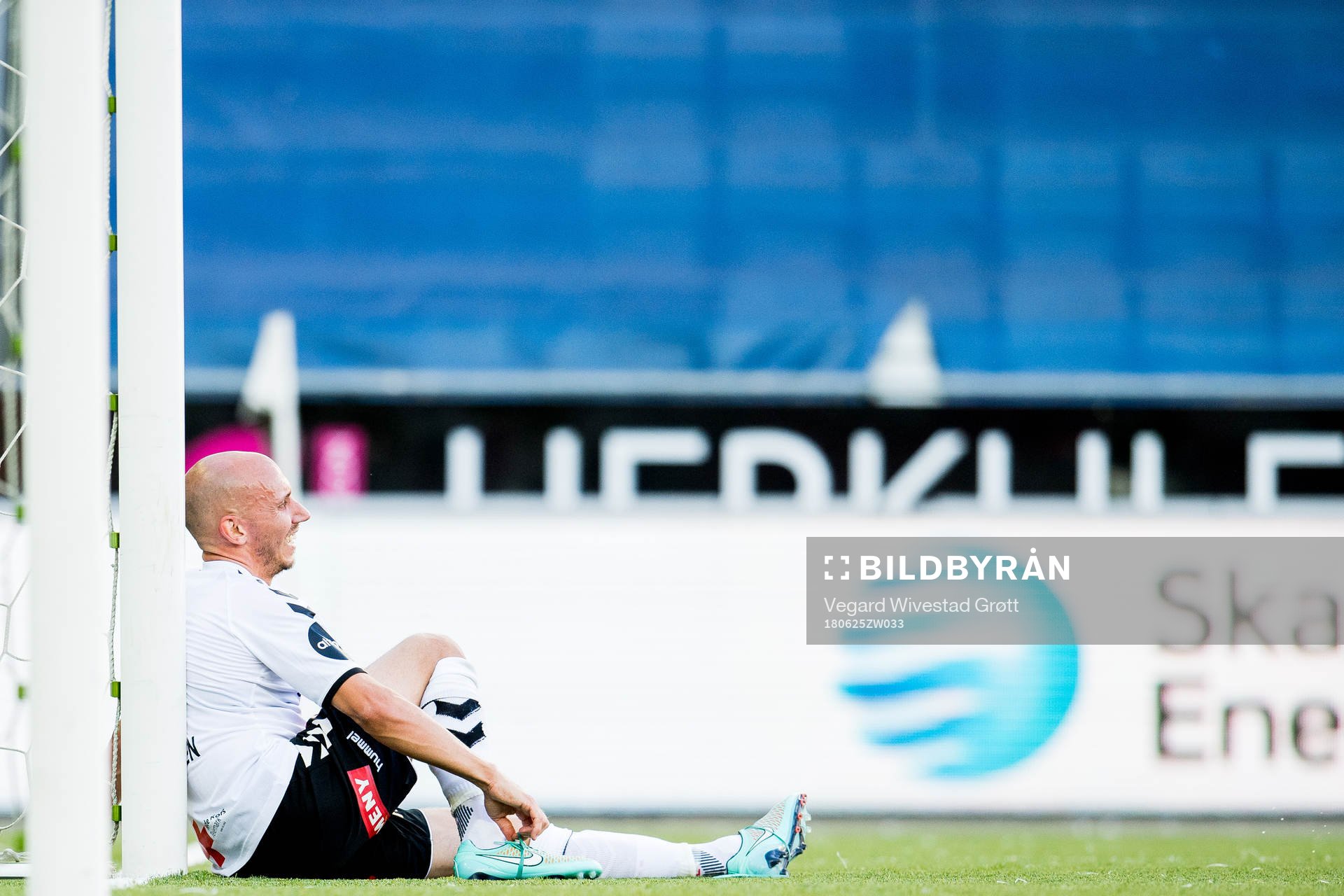Jone Samuelsen of Odd looks dejected