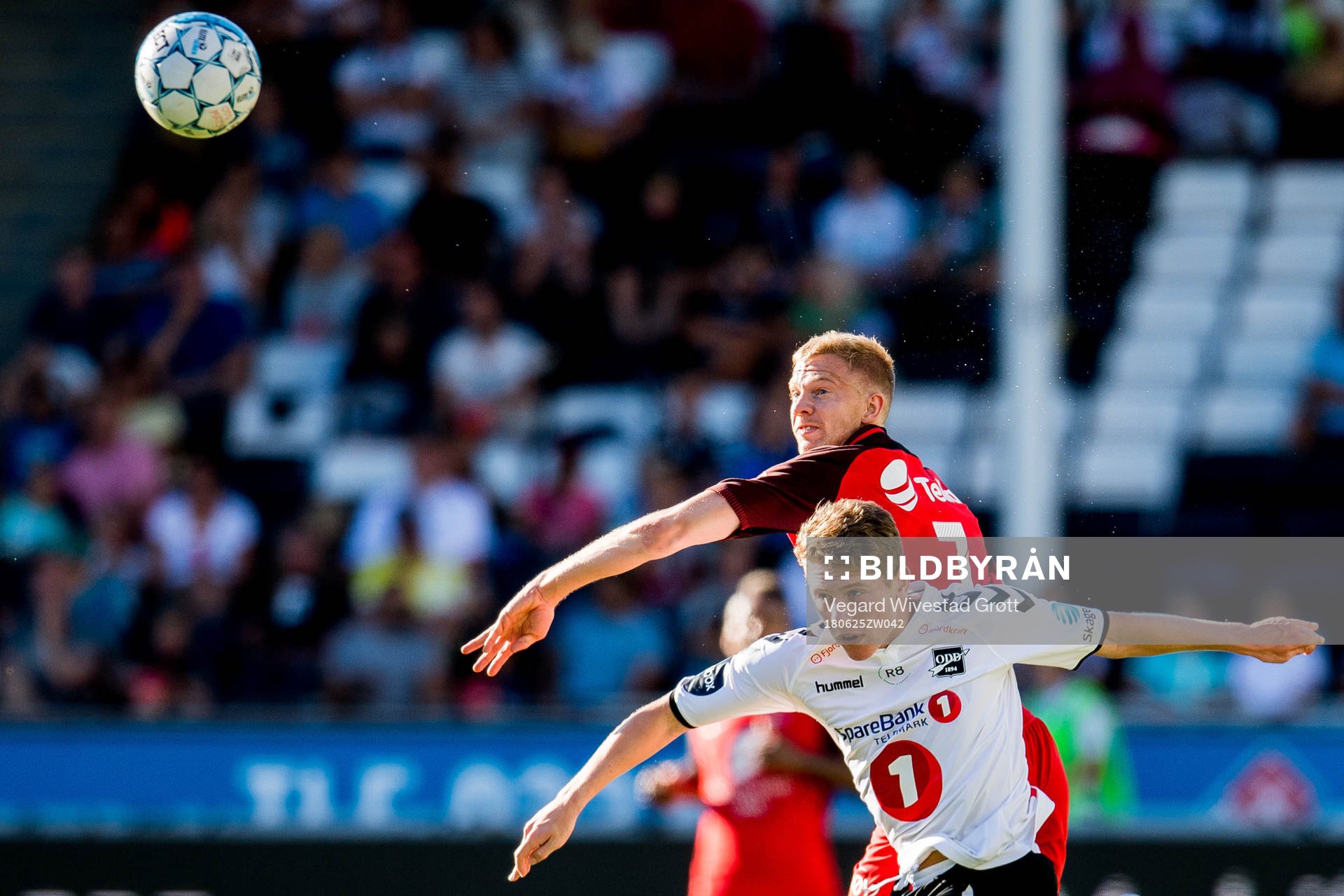 Markus André Kaasa of Odd and Peter Orry Larsen of Brann