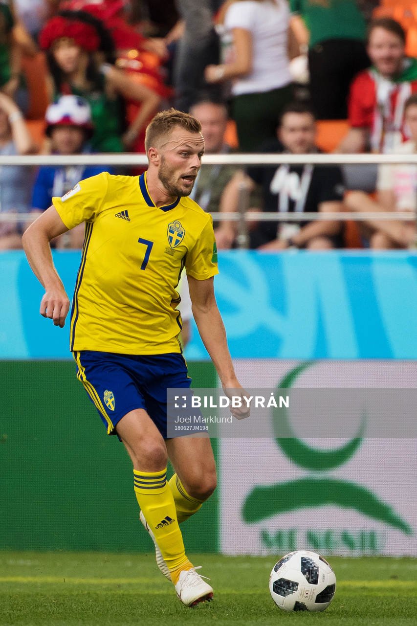 Sebastian Larsson of Sweden