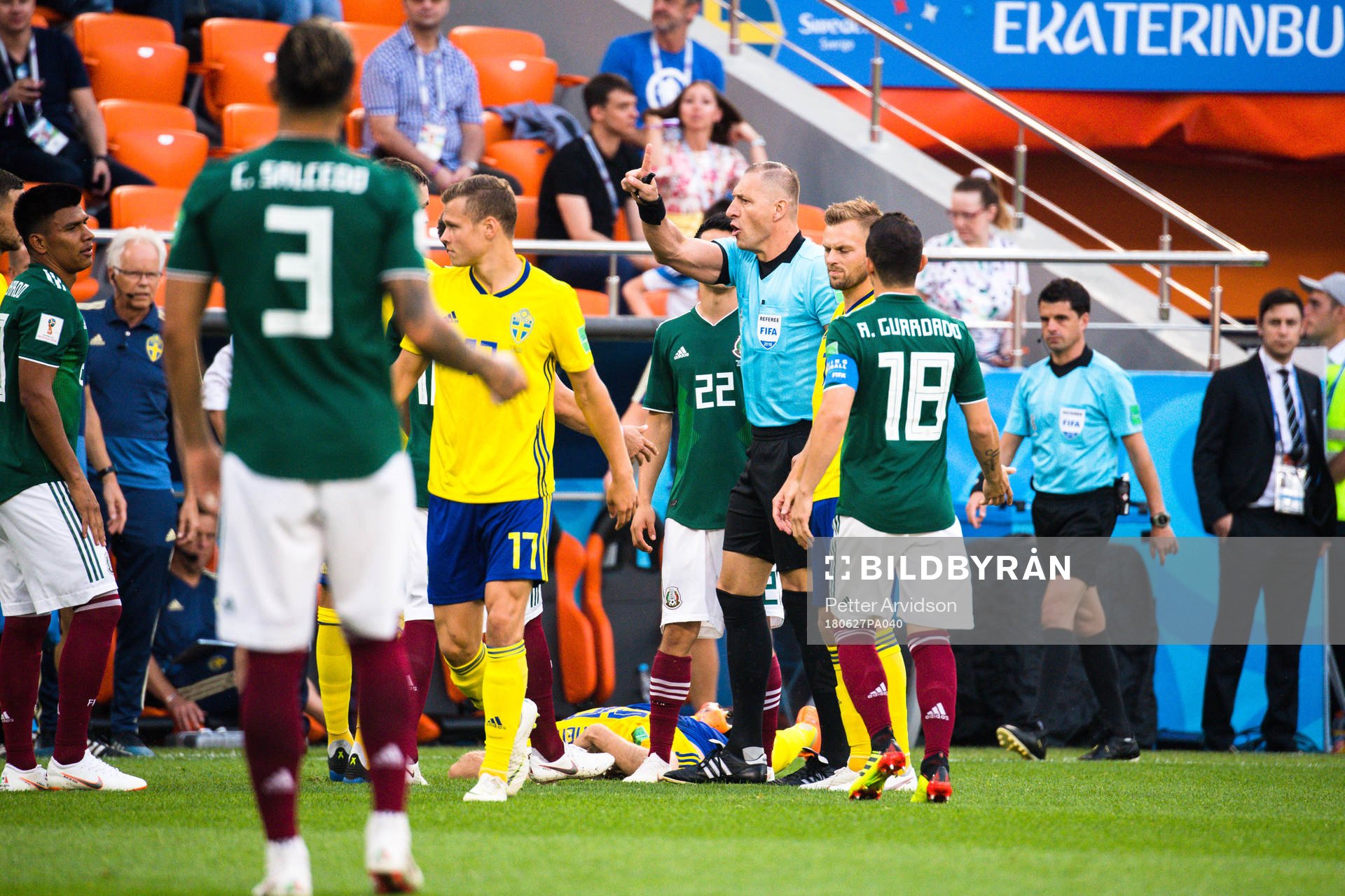 Referee Nestor Pitana