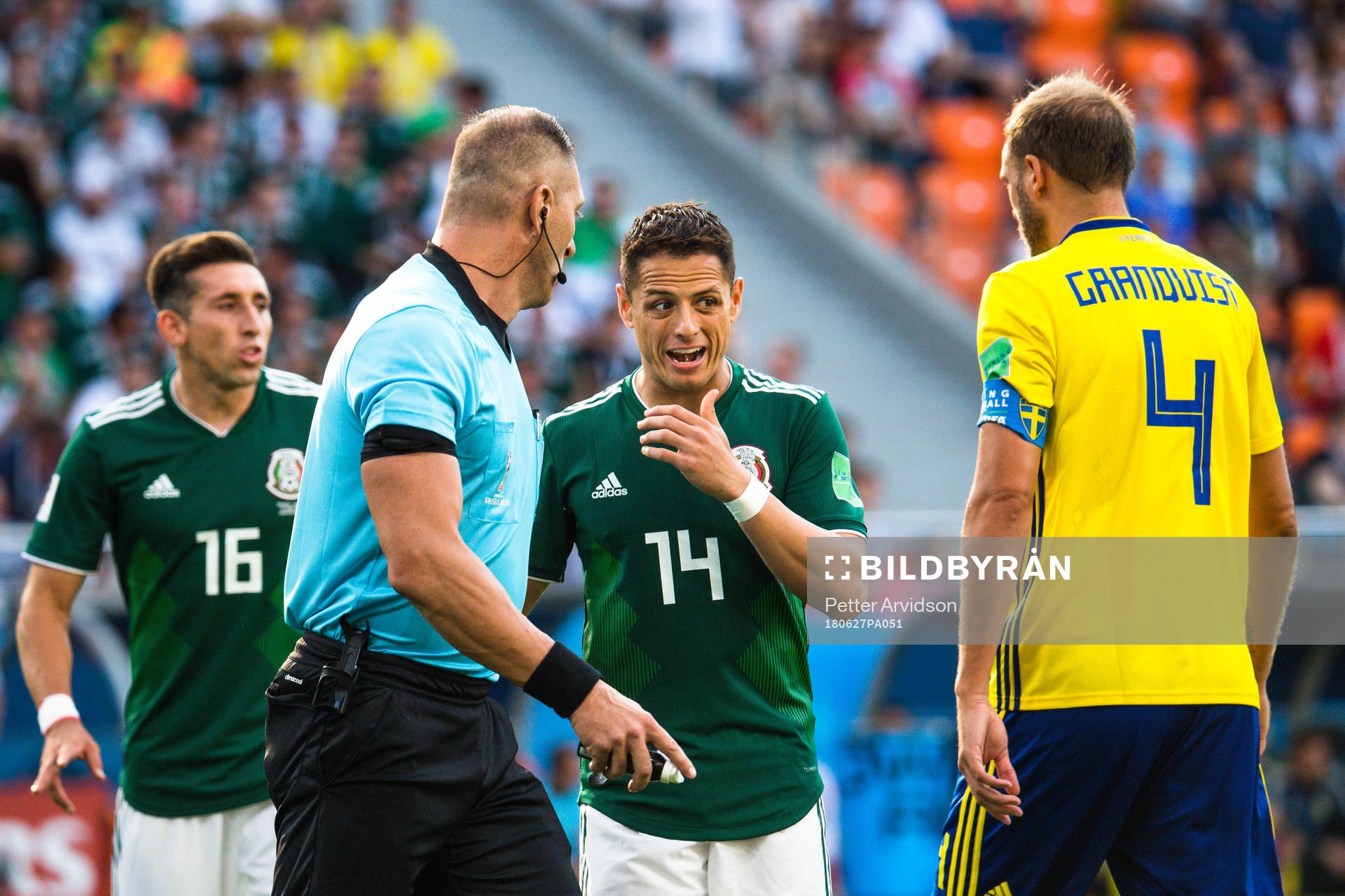 Referee Nestor Pitana, Javier Hernandez  of Mexico and