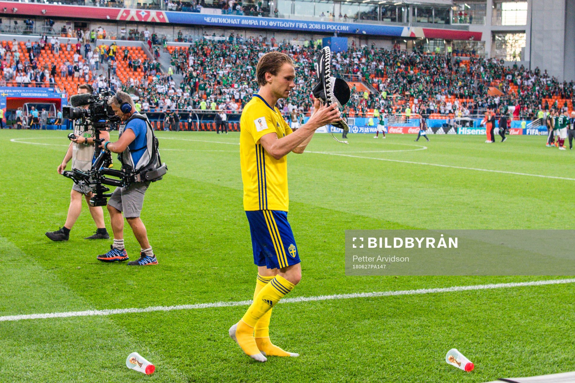 Albin Ekdal of Sweden celebrates with a sombrero