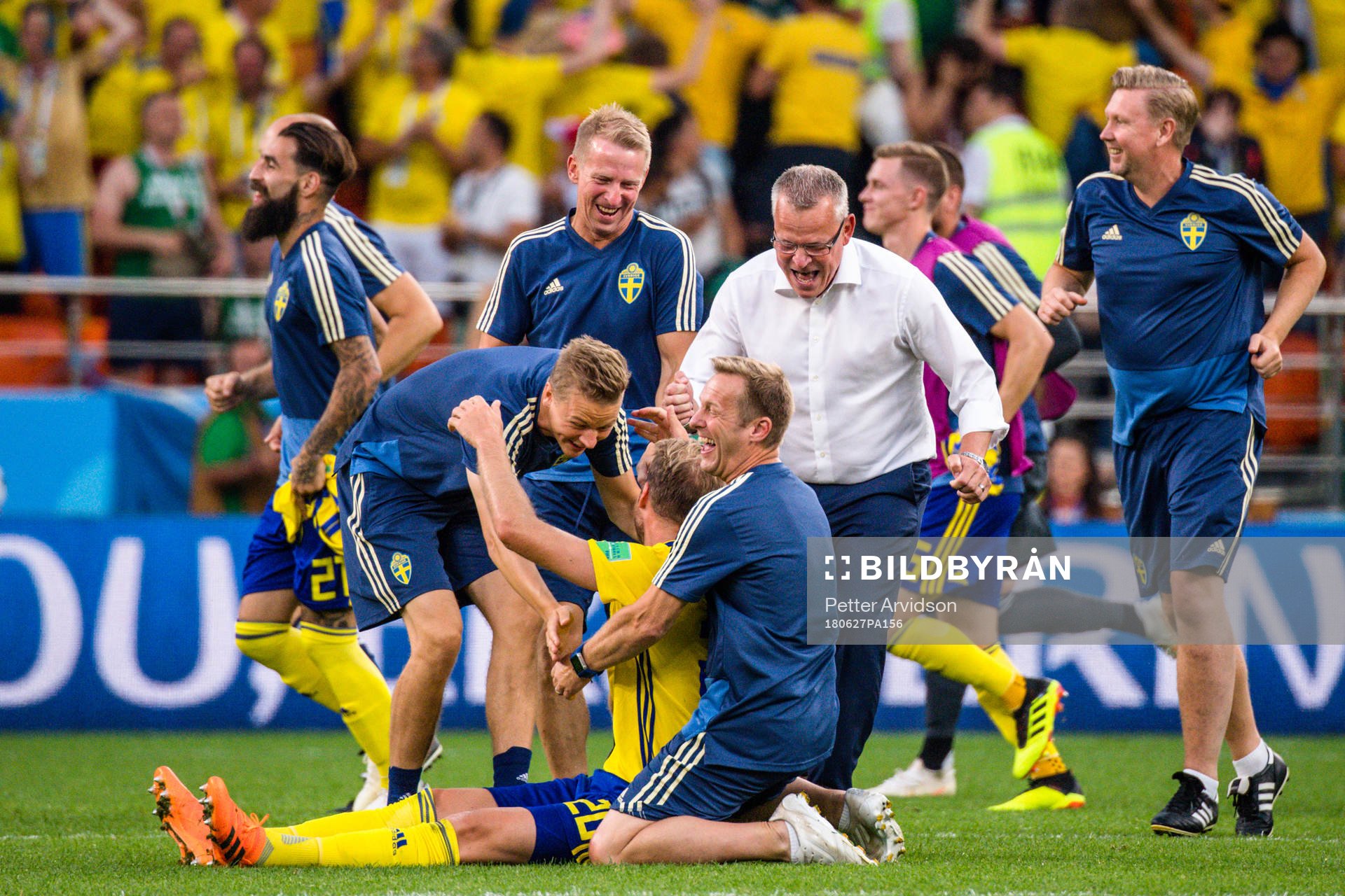 Ola Toivonen, goalkeeper coach Maths Elfvendal, head coach