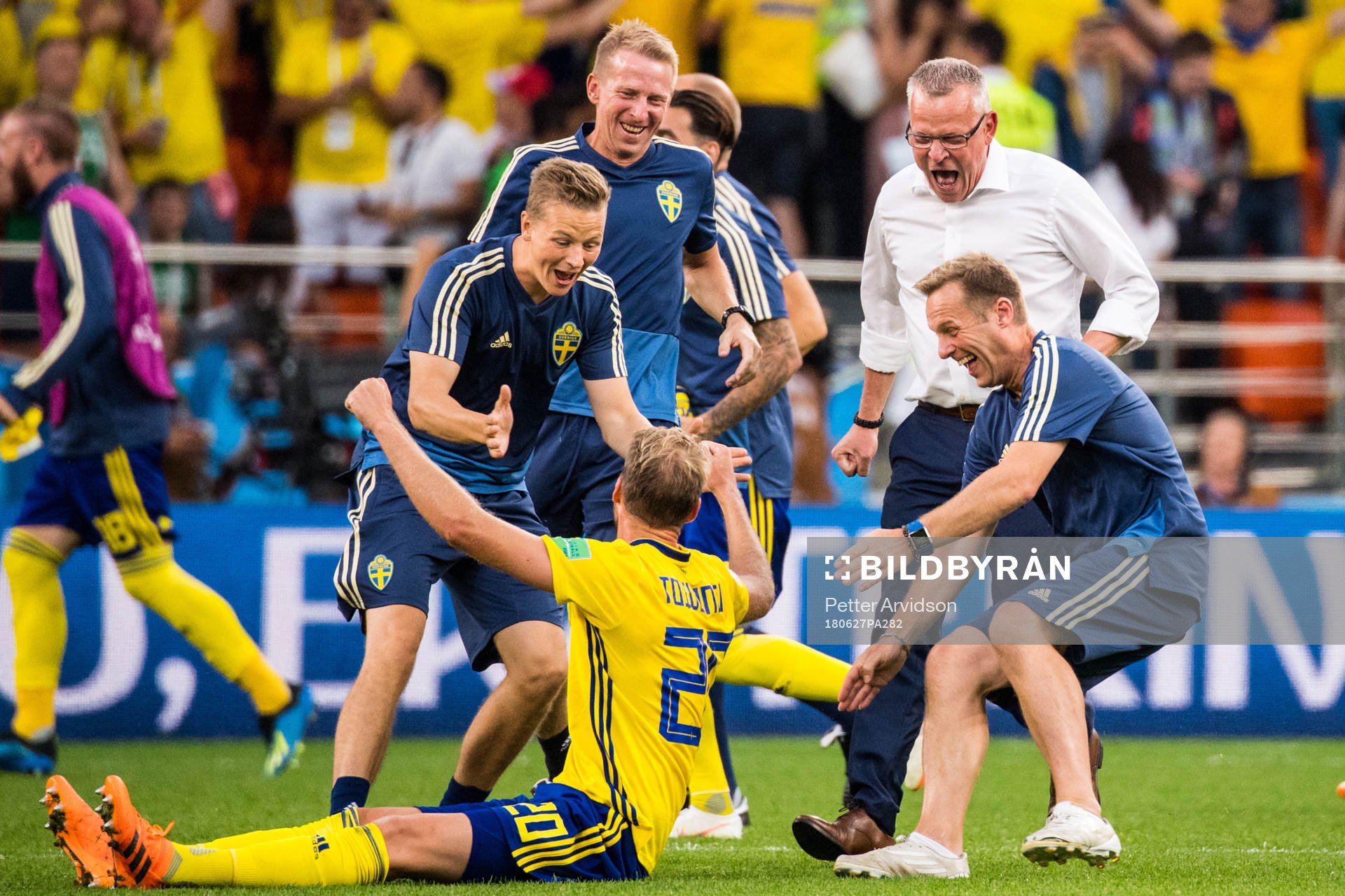 Ola Toivonen, goalkeeper coach Maths Elfvendal, head coach