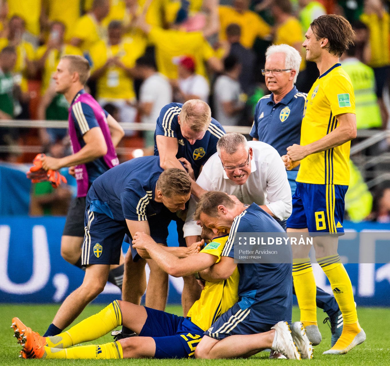 Ola Toivonen, goalkeeper coach Maths Elfvendal, head coach