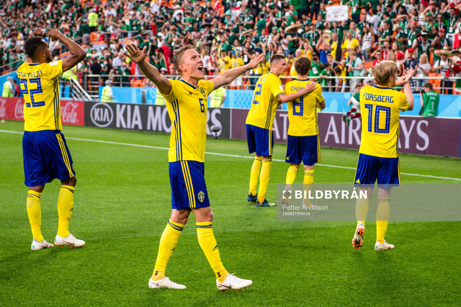 Ludwig Augustinsson jublar under gruppspelsmatchen i FIFA World Cup mellan Mexico och Sverige den 27 juni 2018 i Ekaterinburg.