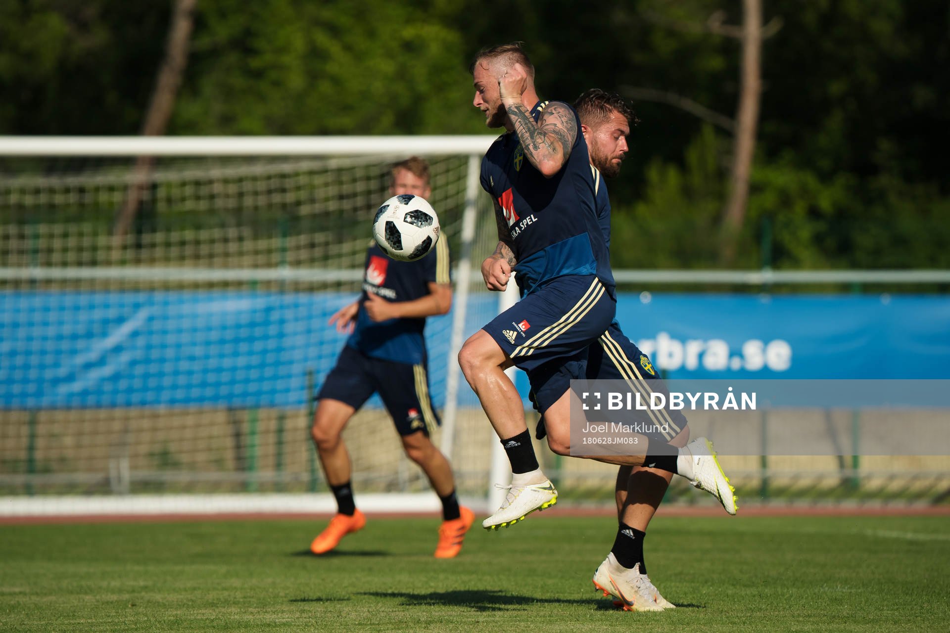 John Guidetti and goalkeeper Kristoffer Nordfeldt of the