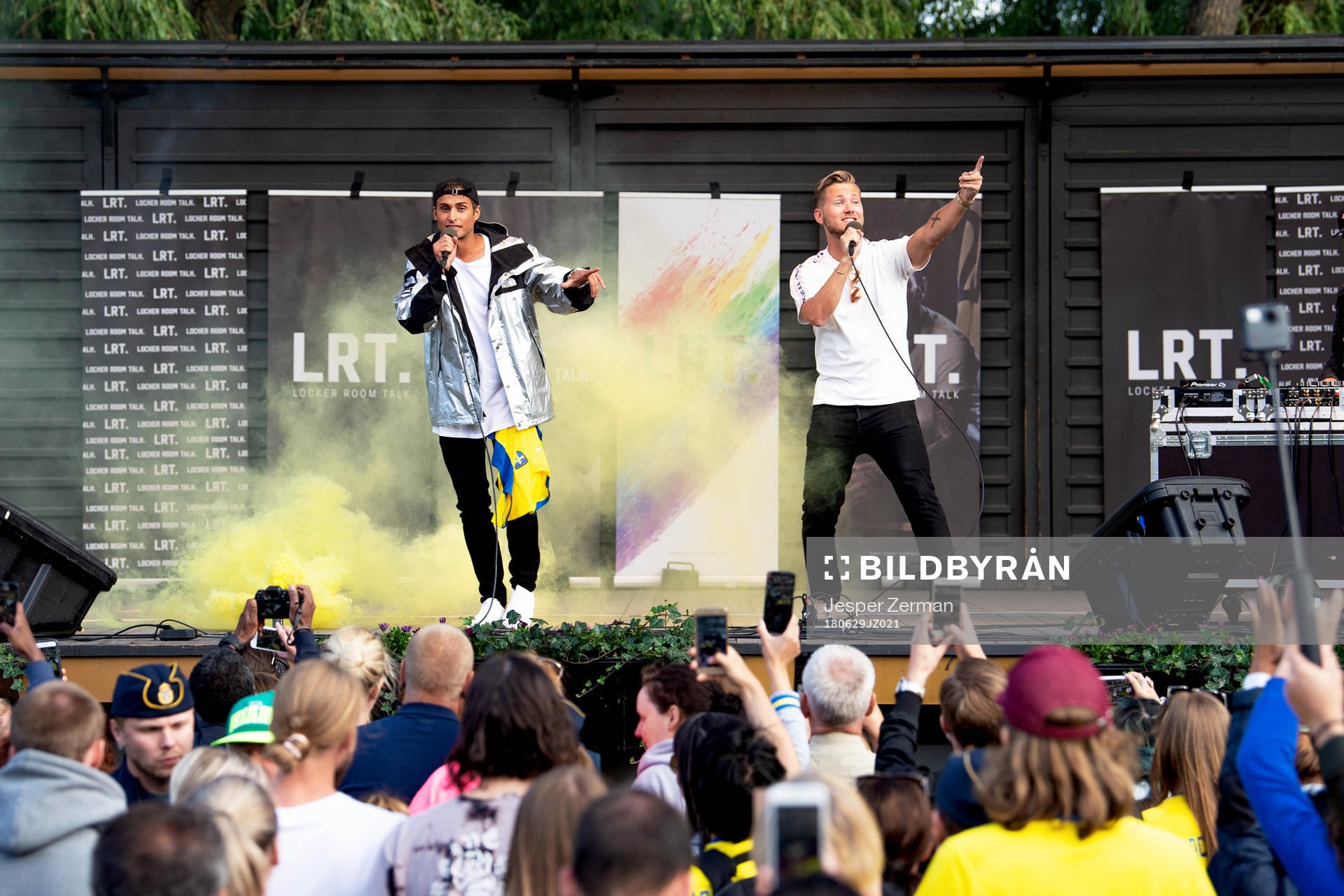 Samir & Viktor uppträder under en manifestation för Jimmy Durmaz den 29 juni 2018 i Stockholm.